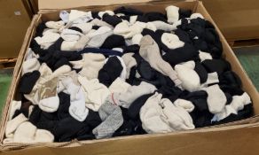 Various mixed socks - various sizes - paired & unpaired - unknown quantity - 183 kg