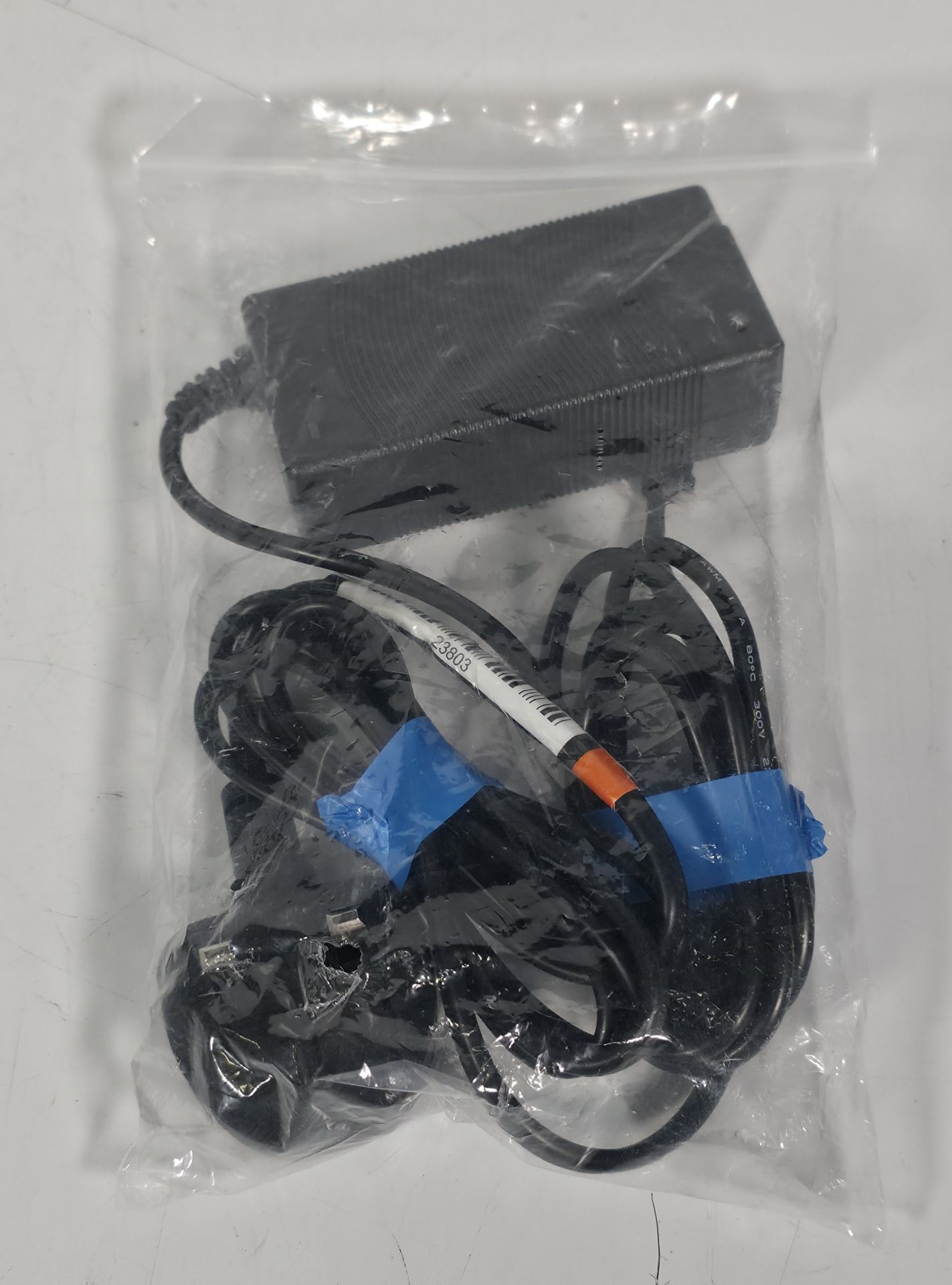 BlueFin BB220UH-TB 22 inch square display screen with BrightSign HS145 player and power cable - Image 8 of 9