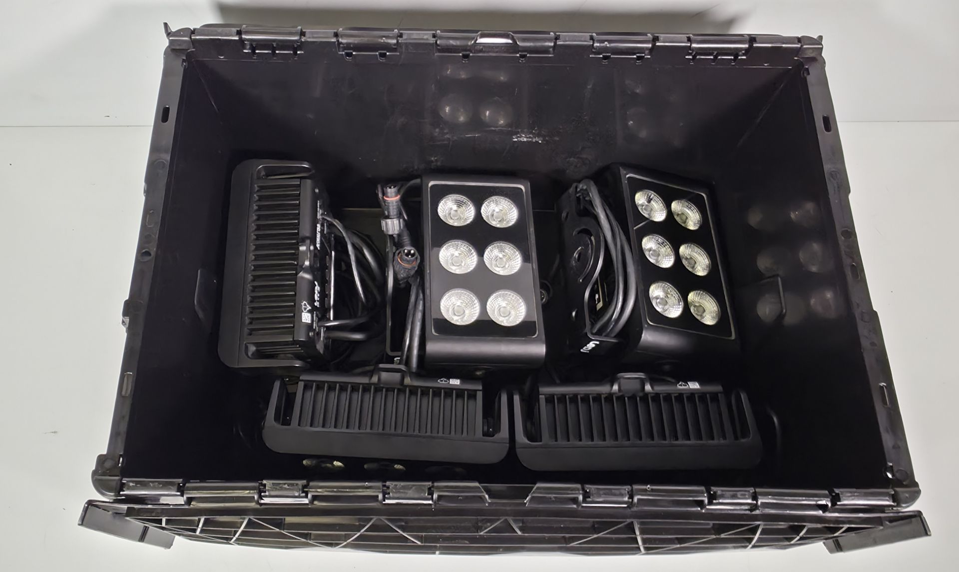 5x Prolight LEDj Spectra Flood Q6 6 x 5W quad-colour LED (RGBW) exterior fixtures lights in case - Image 14 of 16