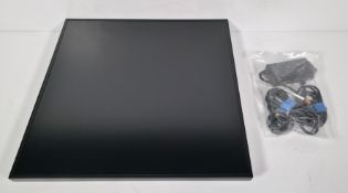 BlueFin BB220UH-TB 22 inch square display screen with BrightSign HS145 player and power cable