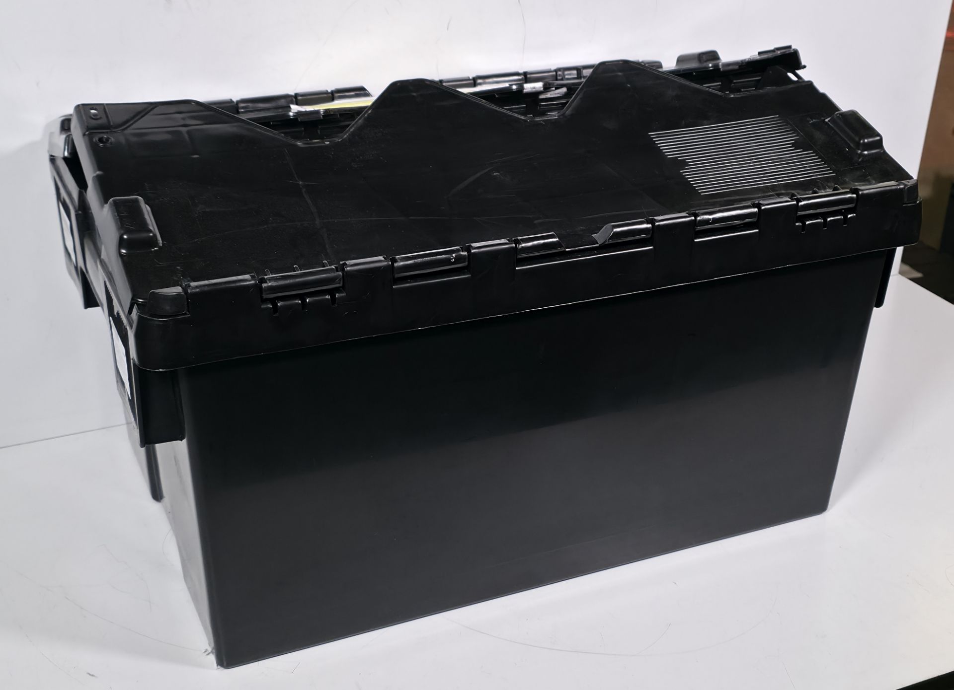60x waterproof Hydralock DMX data cables in black stack storage crate - mixed cable lengths - Image 11 of 11