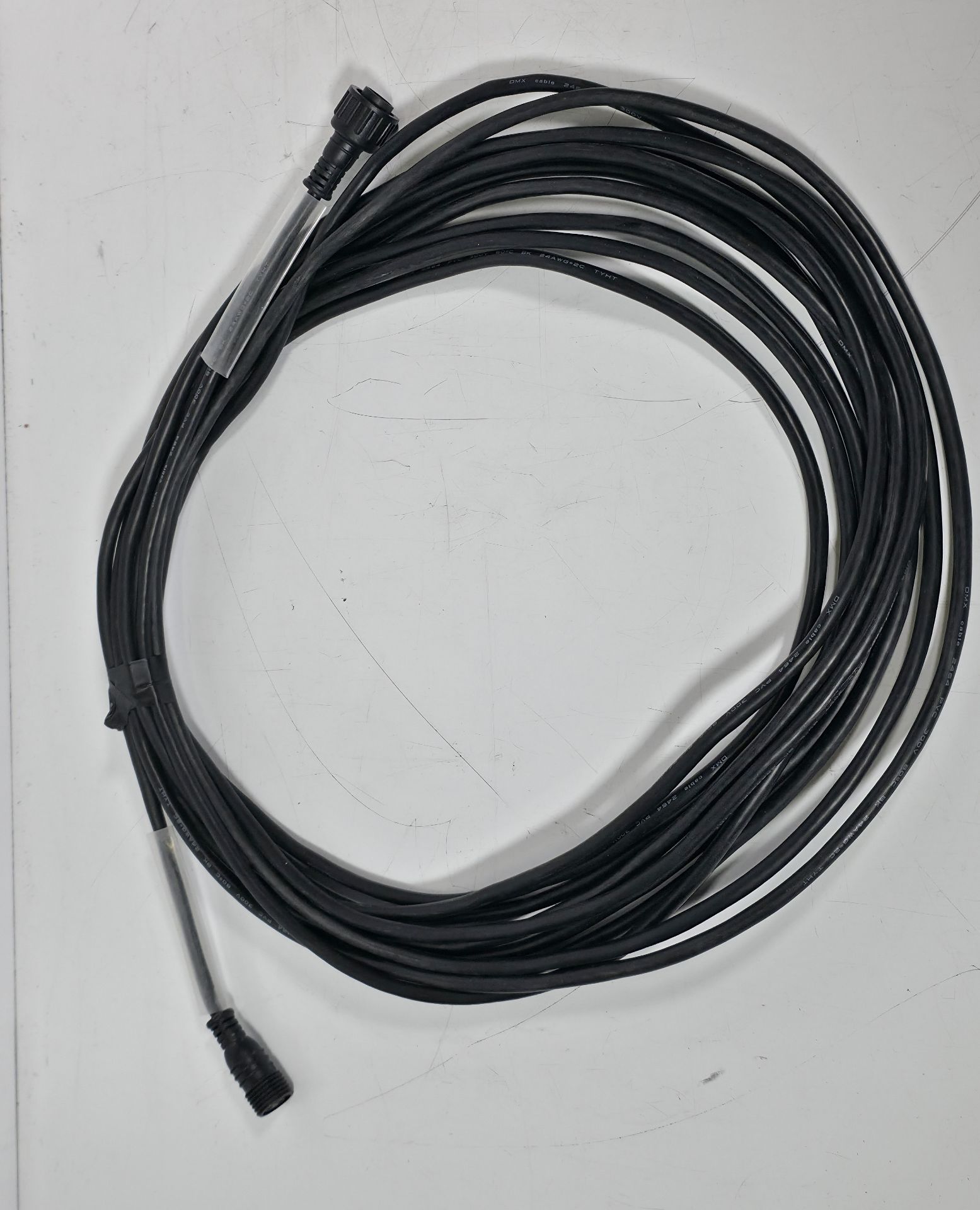 60x waterproof Hydralock DMX data cables in black stack storage crate - mixed cable lengths - Image 9 of 11