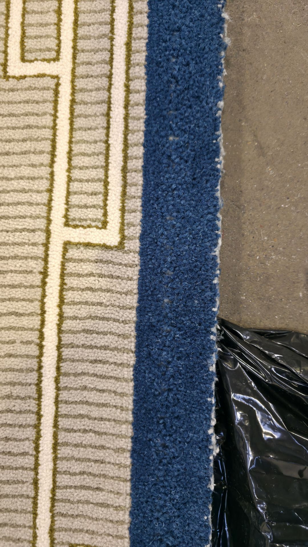 2x rolls of Ulster and 1x roll of Hammer Tæpper A/S carpet - various sizes - details in the desc. - Image 5 of 28