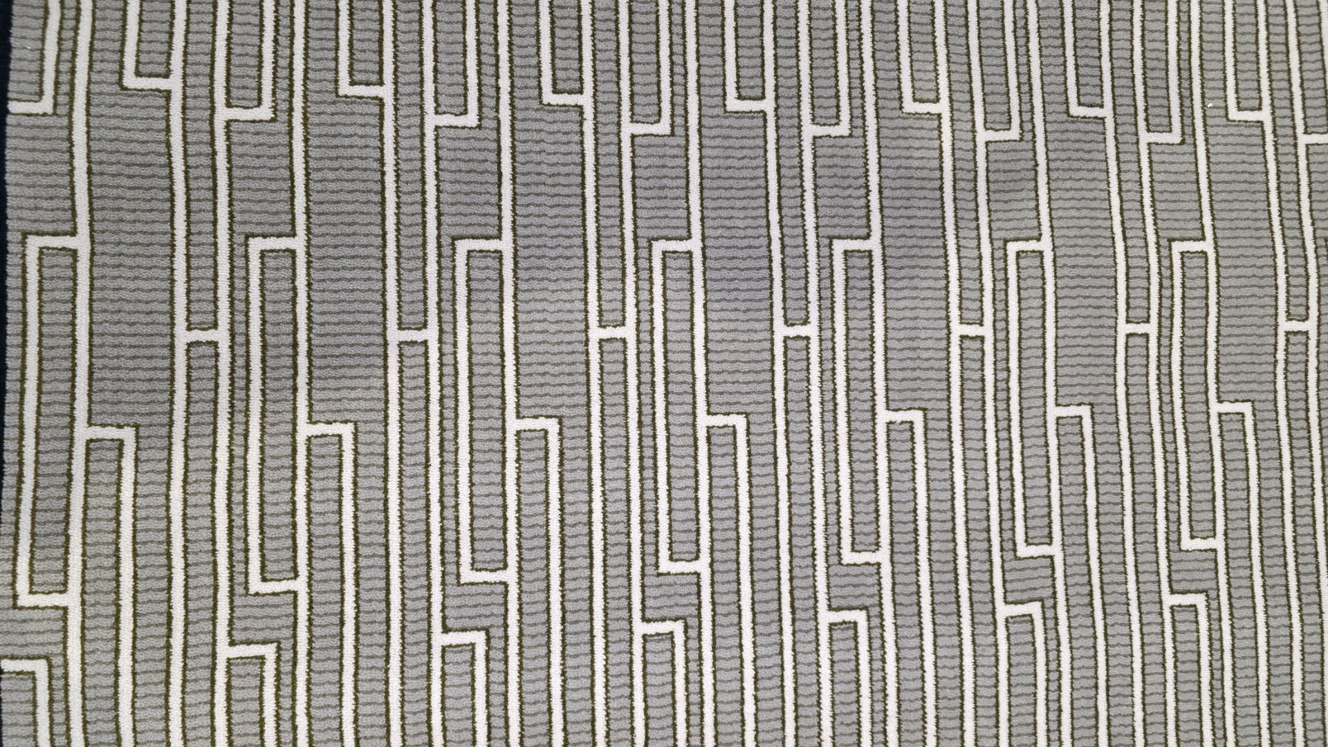 4x rolls of Hammer Tæpper A/S carpet cut out in the corner - full details in the description - Image 18 of 18