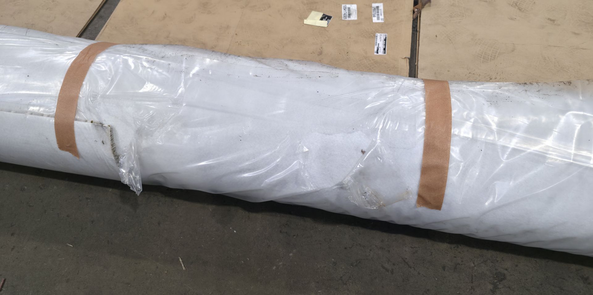 4x rolls of Hammer Tæpper A/S carpet cut out in the corner - full details in the description - Image 25 of 25