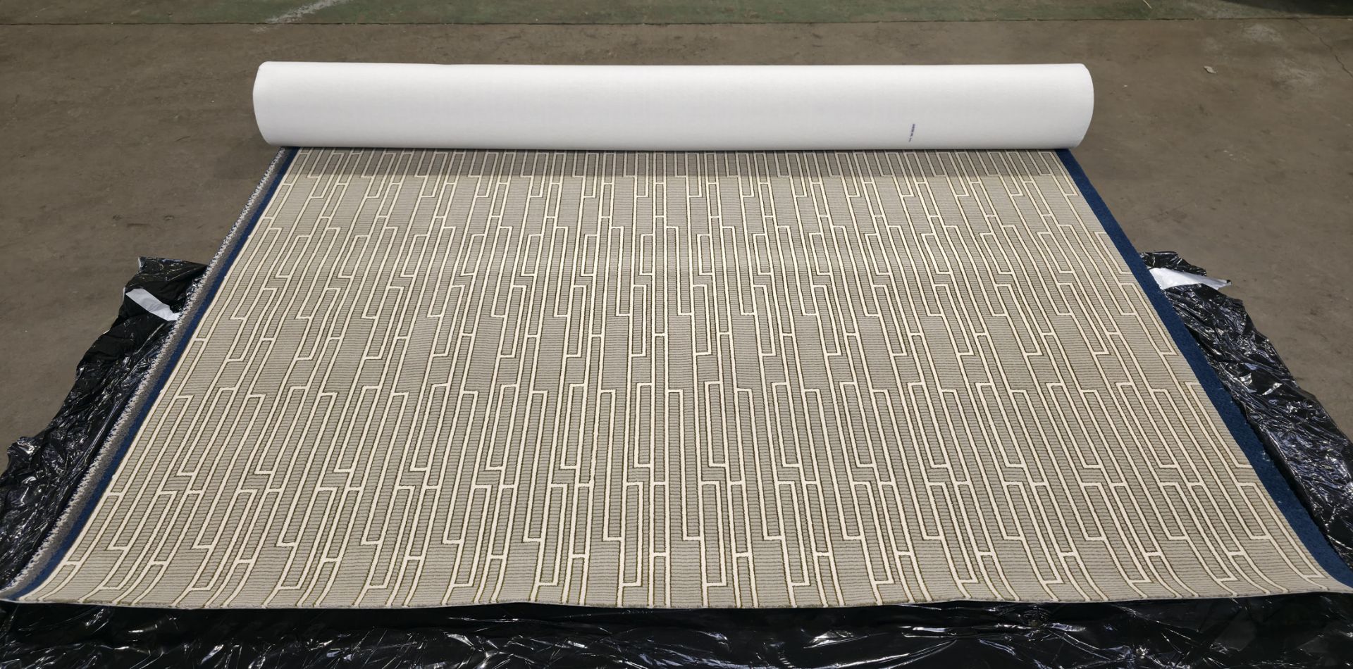 6x rolls of Hammer Tæpper A/S carpet - full details in the description - Image 37 of 52