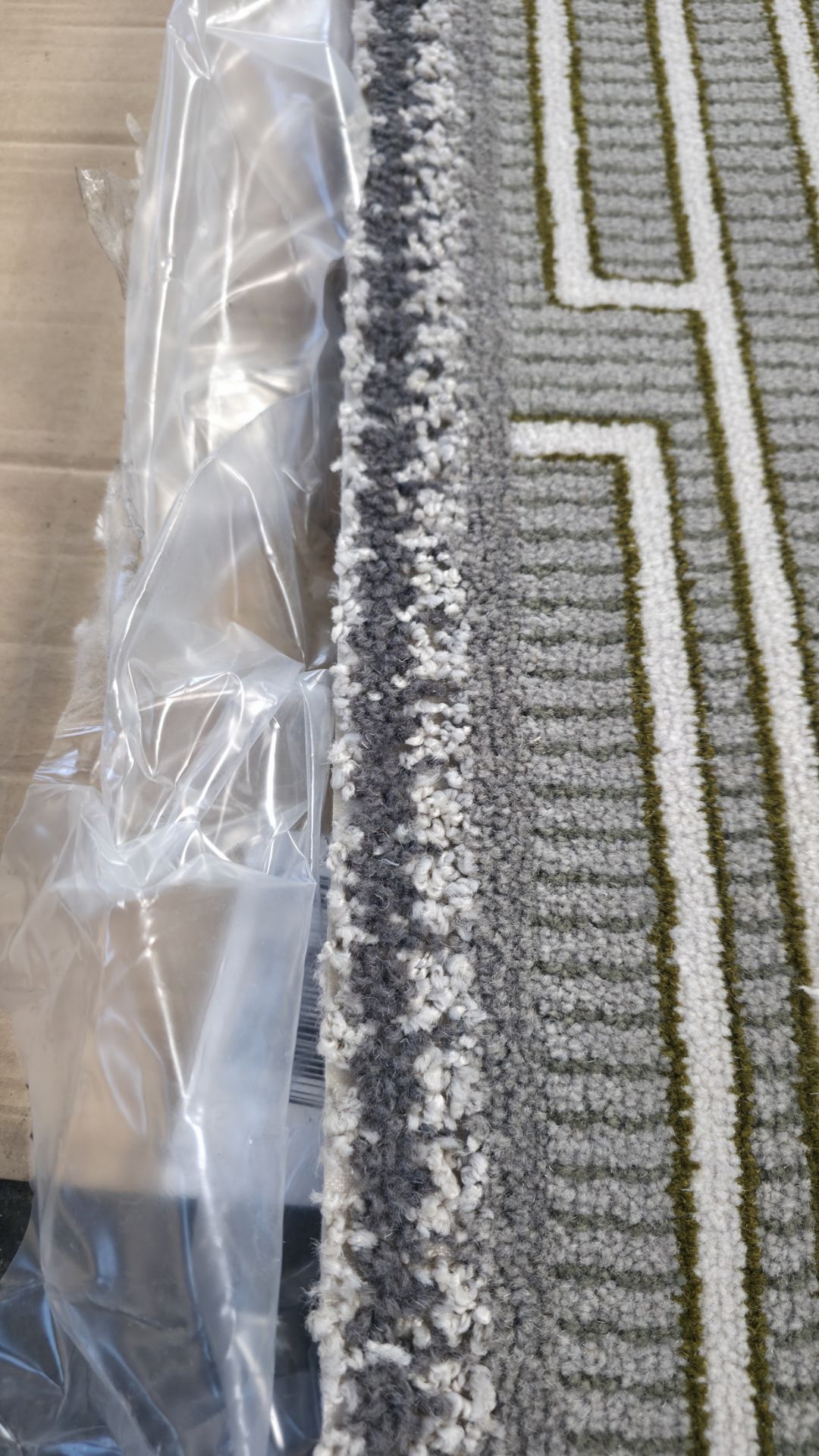 4x rolls of Hammer Tæpper A/S carpet cut out in the corner - full details in the description - Image 8 of 15