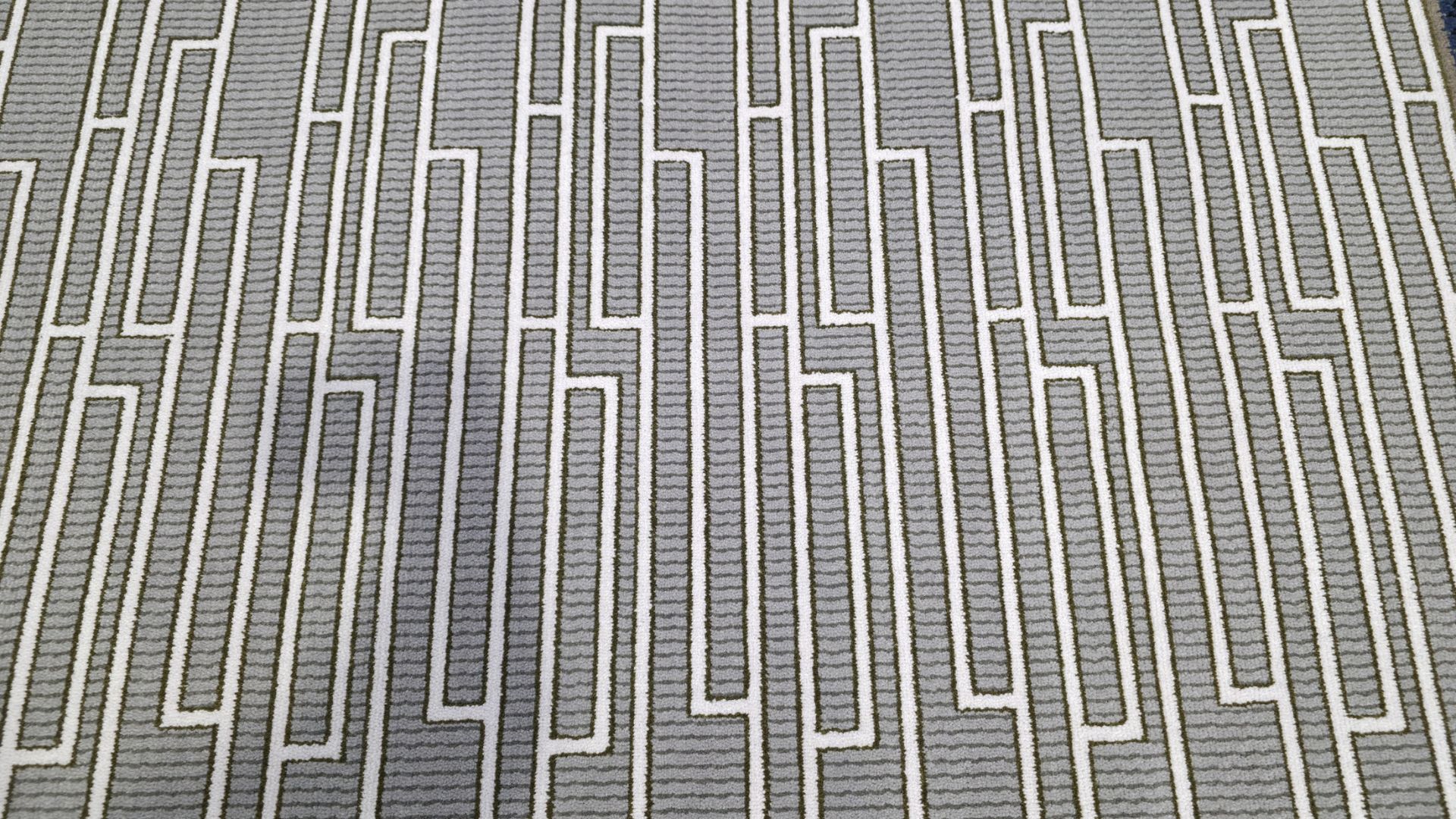 4x rolls of Hammer Tæpper A/S carpet cut out in the corner - full details in the description - Image 23 of 25