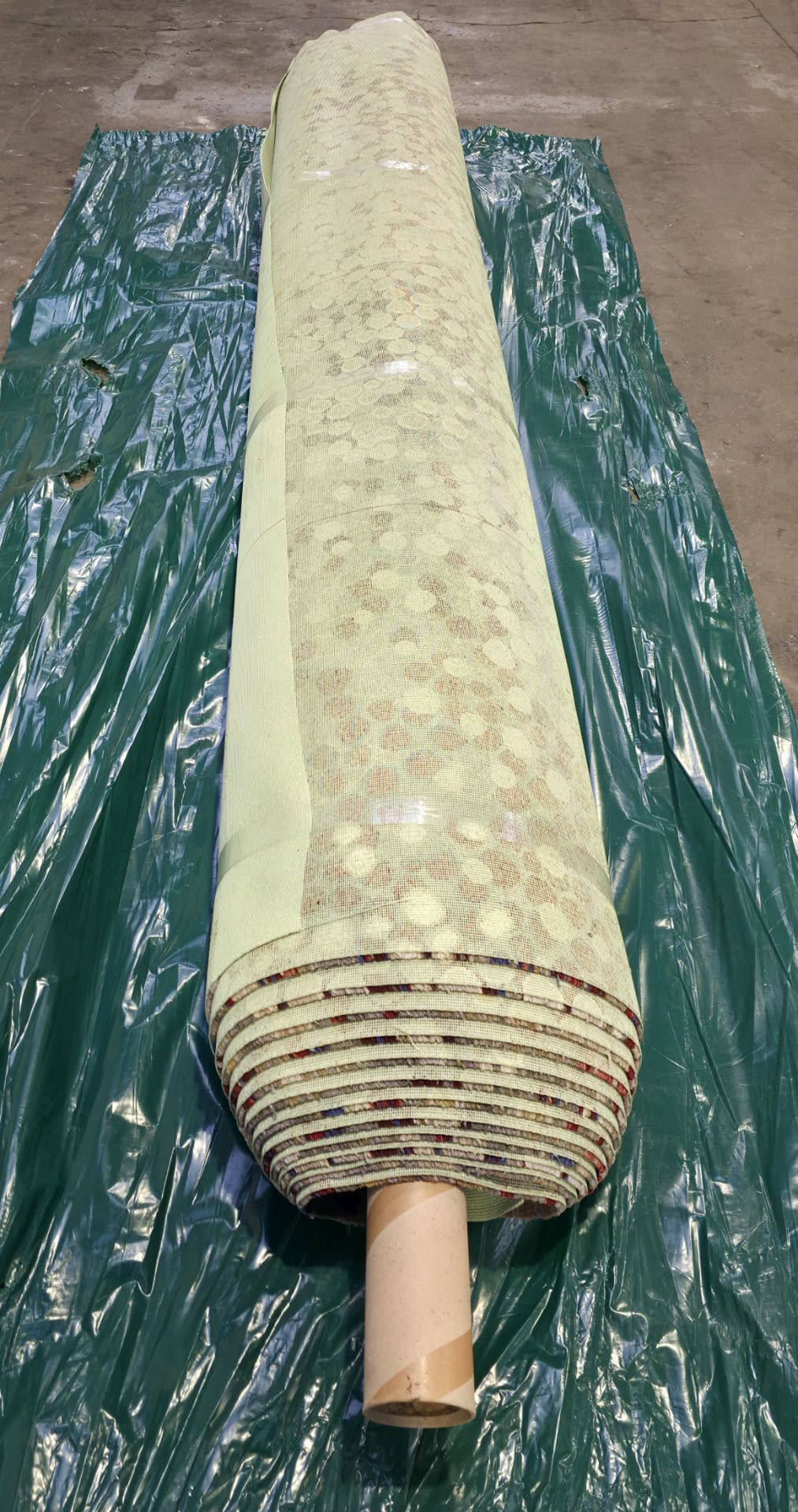 2x rolls of Ulster and 1x roll of Hammer Tæpper A/S carpet - various sizes - details in the desc. - Image 28 of 28