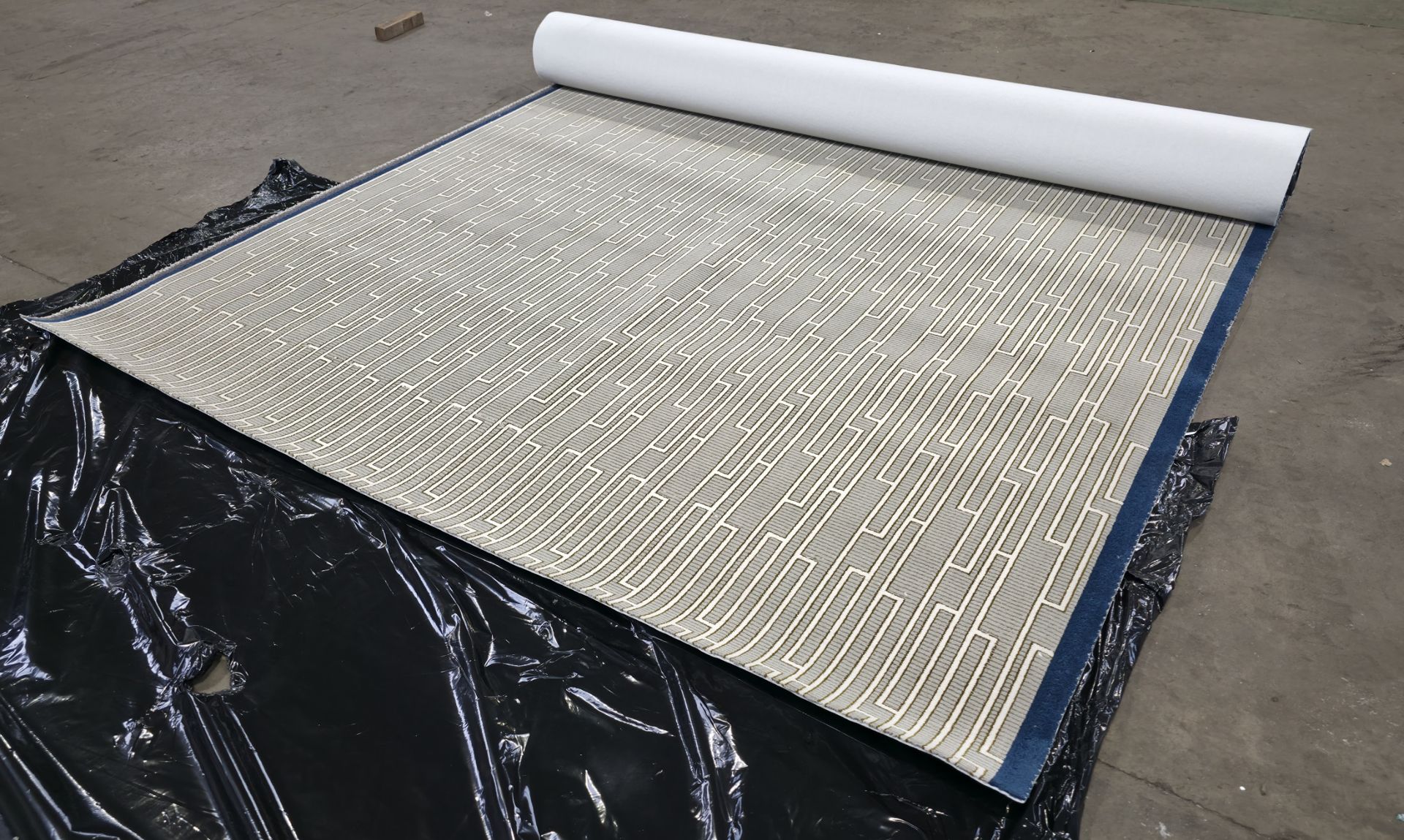 6x rolls of Hammer Tæpper A/S carpet - full details in the description - Image 12 of 52