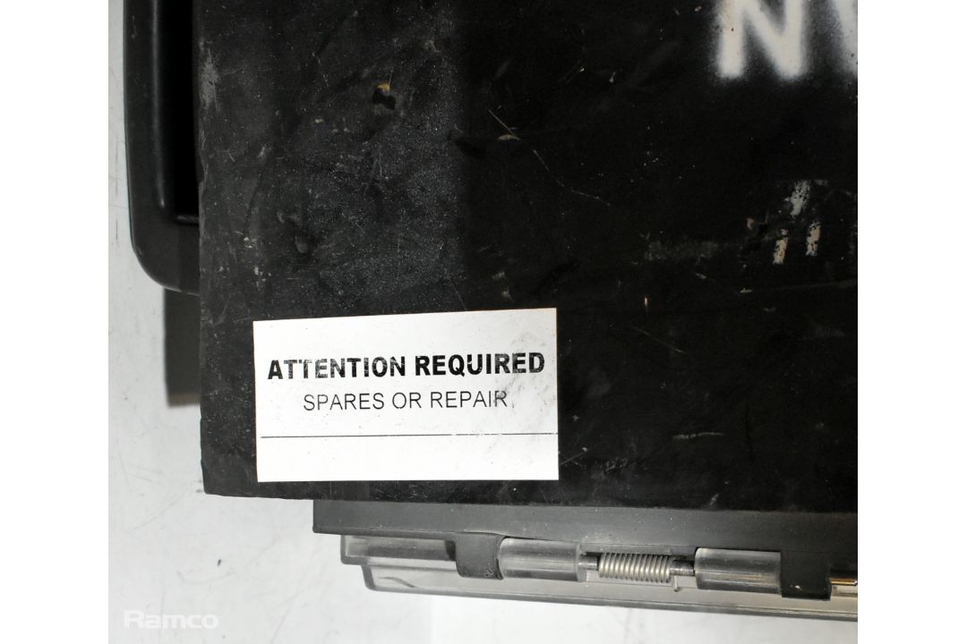 Portable 240V power distribution box - 6x 16A sockets and 4x 32A sockets - SPARES OR REPAIRS - Image 5 of 5