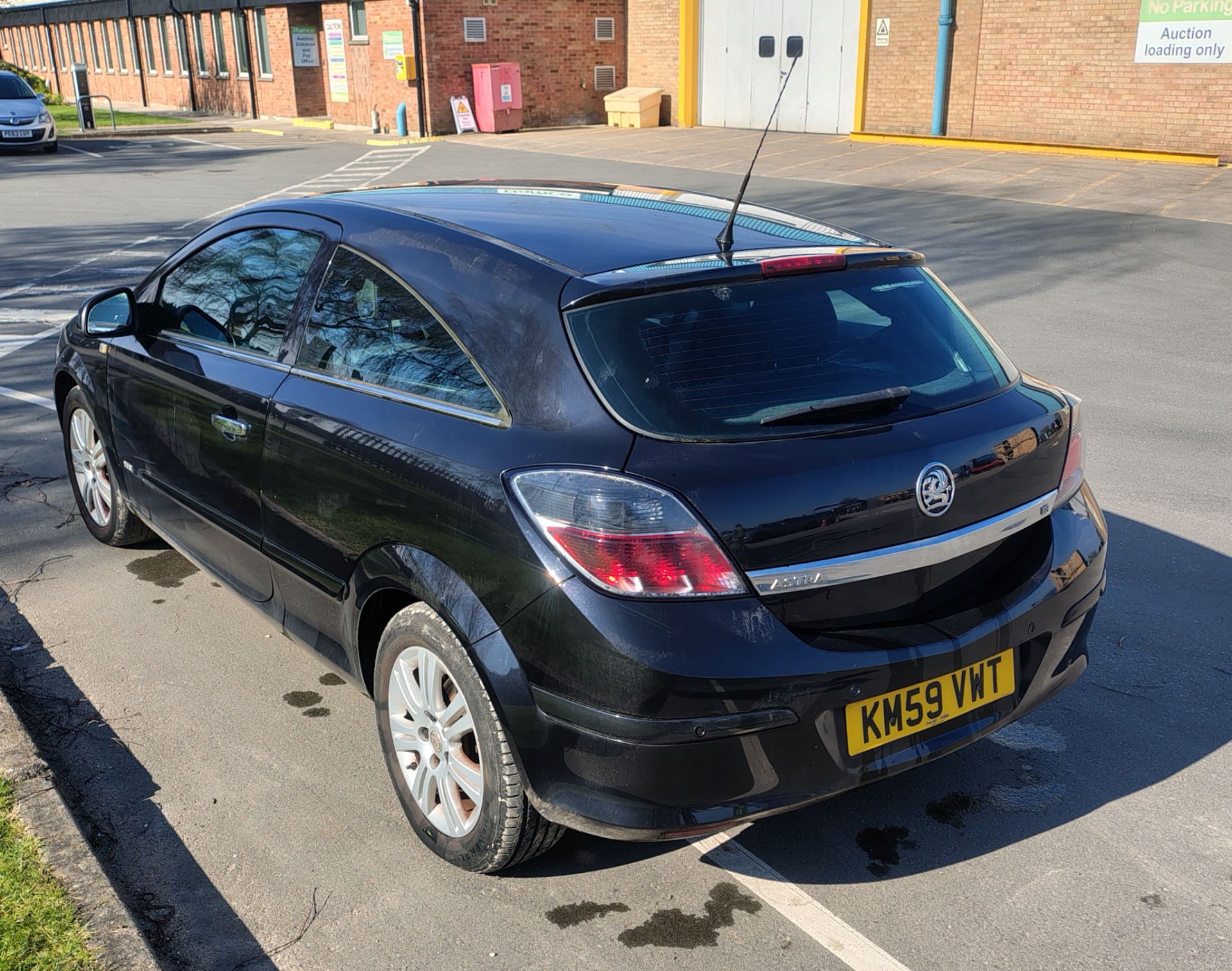 2009 Vauxhall Astra - 56171 miles - 1796cc petrol - automatic - 3 door hatchback - black - Image 3 of 37