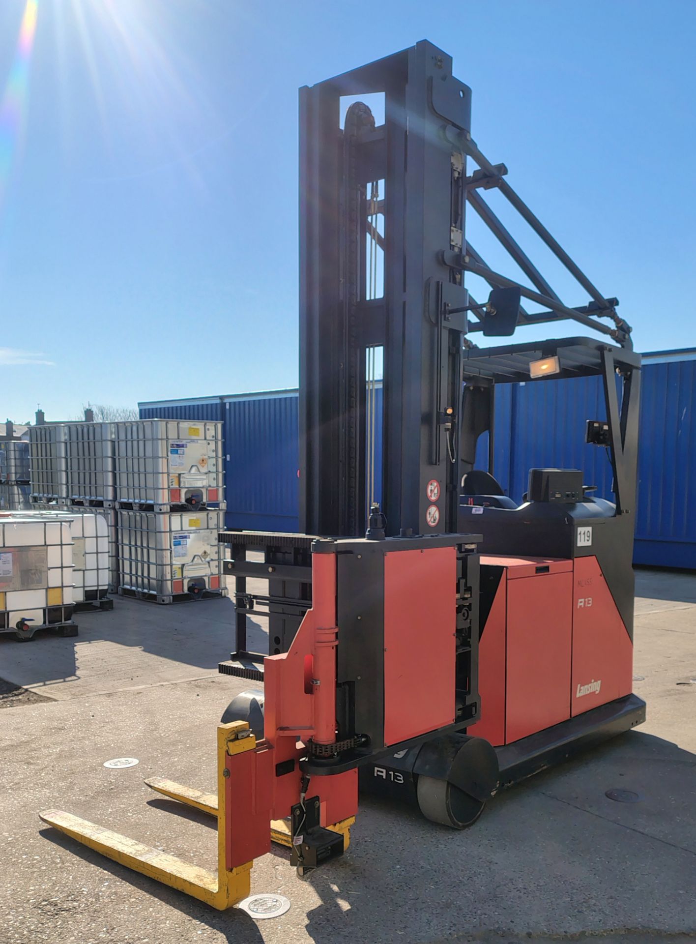 Lansing Linde Ltd A13 electric side loader forklift - full details in the description - Image 11 of 37