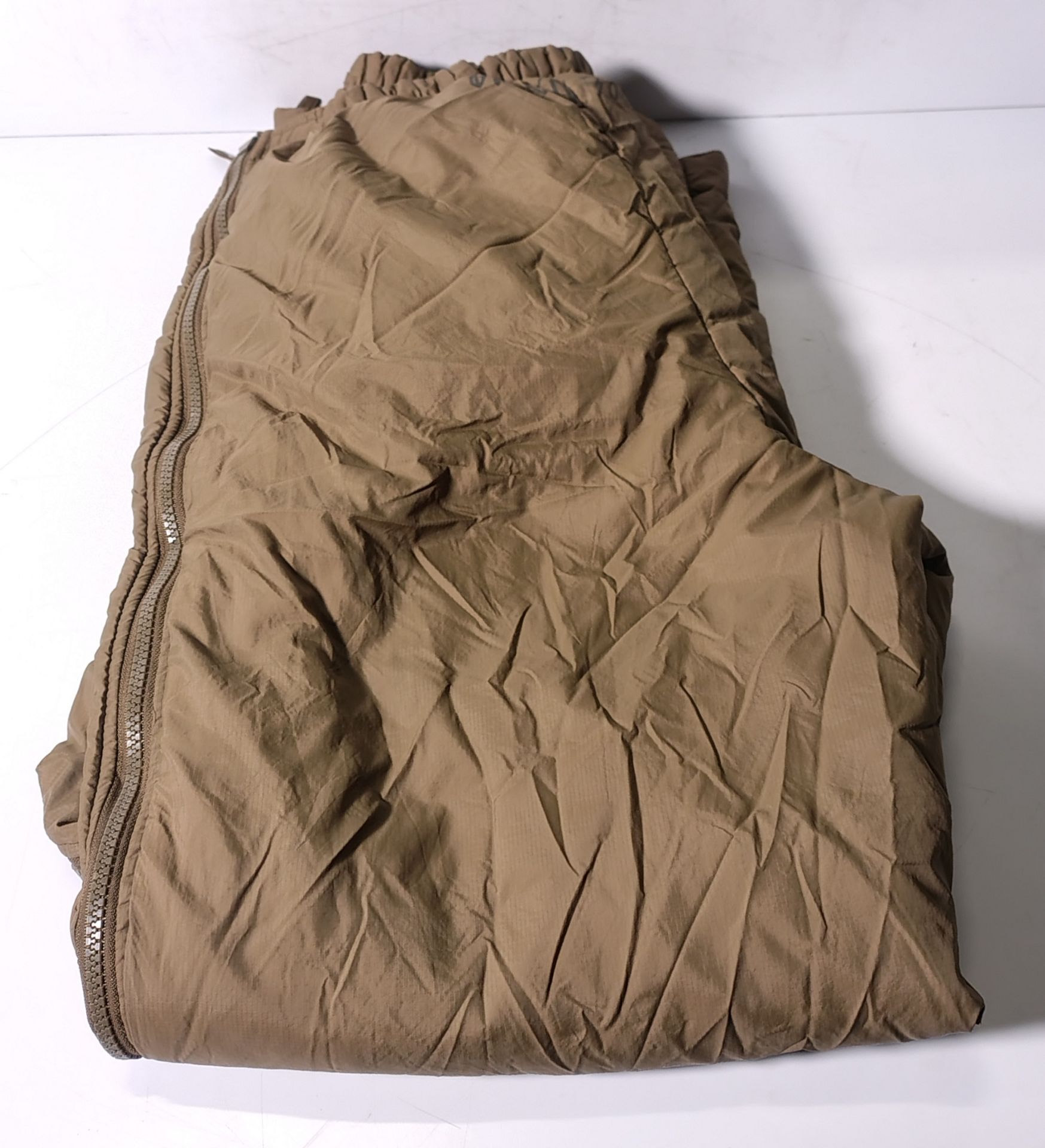 Various types of ex-military clothing - 148kg - may require repair or be as spares - Image 4 of 13