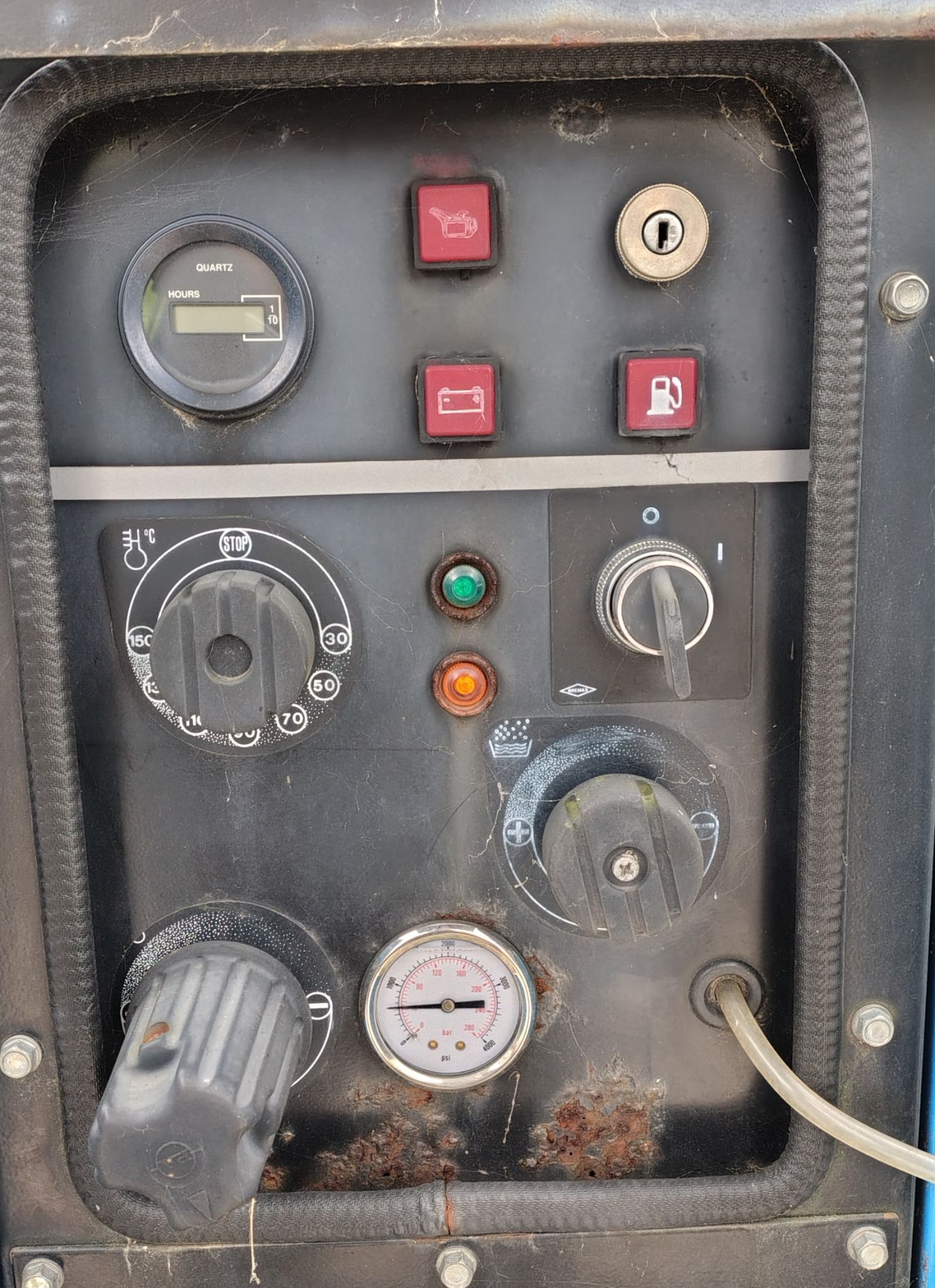 2005 Edge V2200 MD Grimebuster pressure washer on Knott trailer (2006) - details in desc. - Image 17 of 17