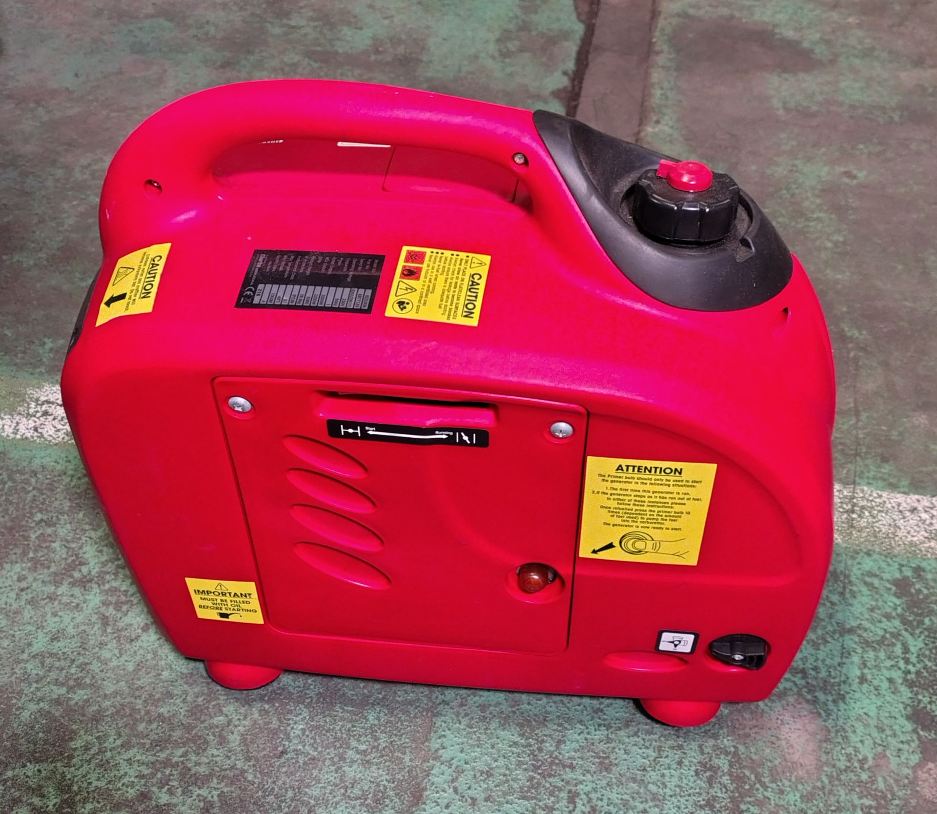Clarke Power IG2200A 2.2kVA inverter petrol generator 200W air cooled 4 stroke engine - Image 7 of 8