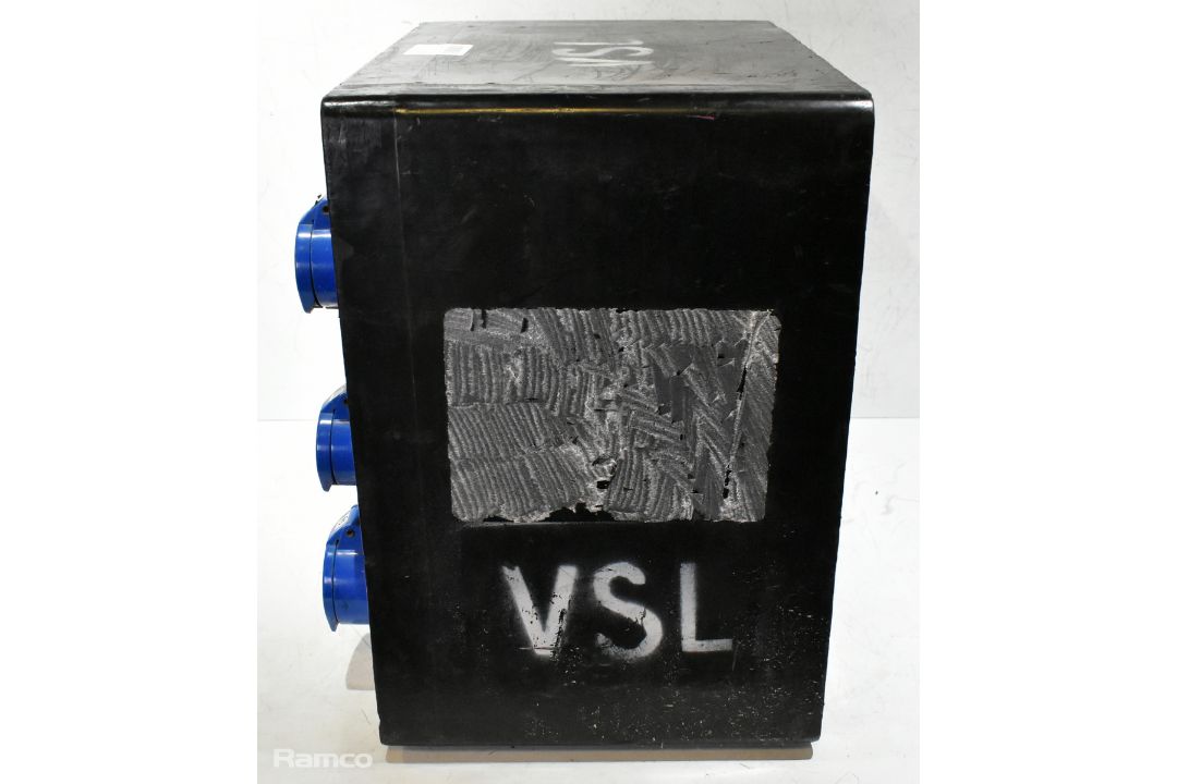Portable power distribution box - 6x 16A and 2x 32A sockets - W 510 x D 320 x H 410mm - Image 3 of 6