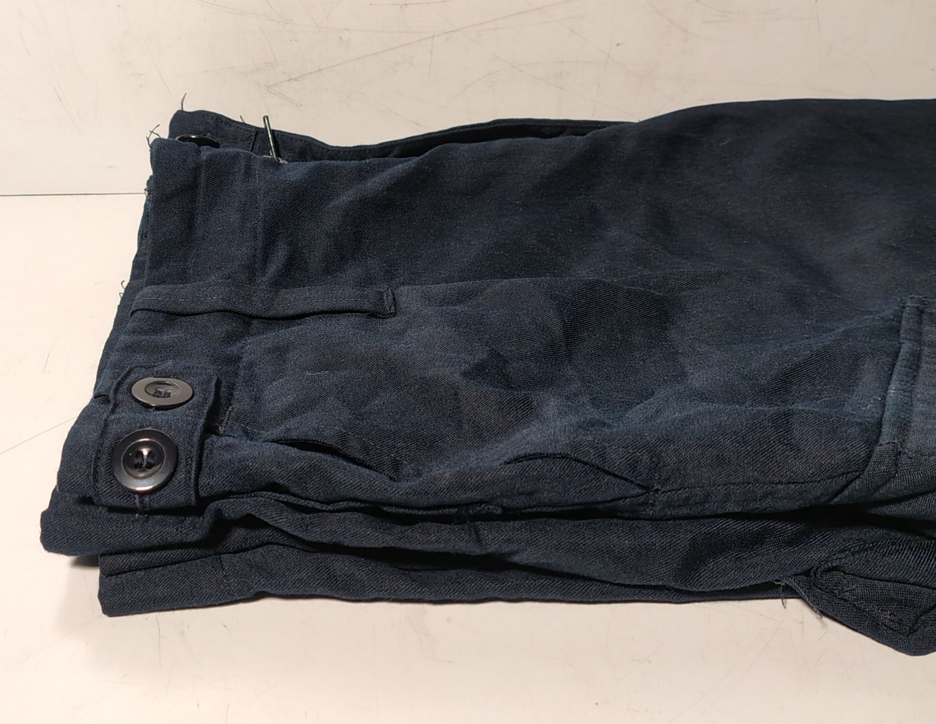 Various types of ex-military clothing - 193kg - may require repair or be as spares - Image 9 of 10