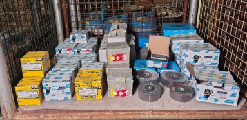 Workshop consumables - mixed grade and type abrasive grinding/cut off discs - date expired