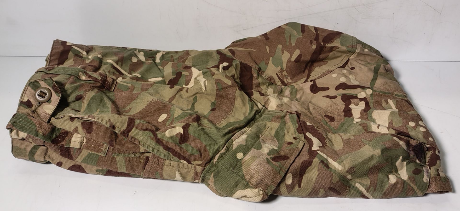 Various types of ex-military camo clothing - may include accessories - 181kg – may require repair - Image 6 of 11