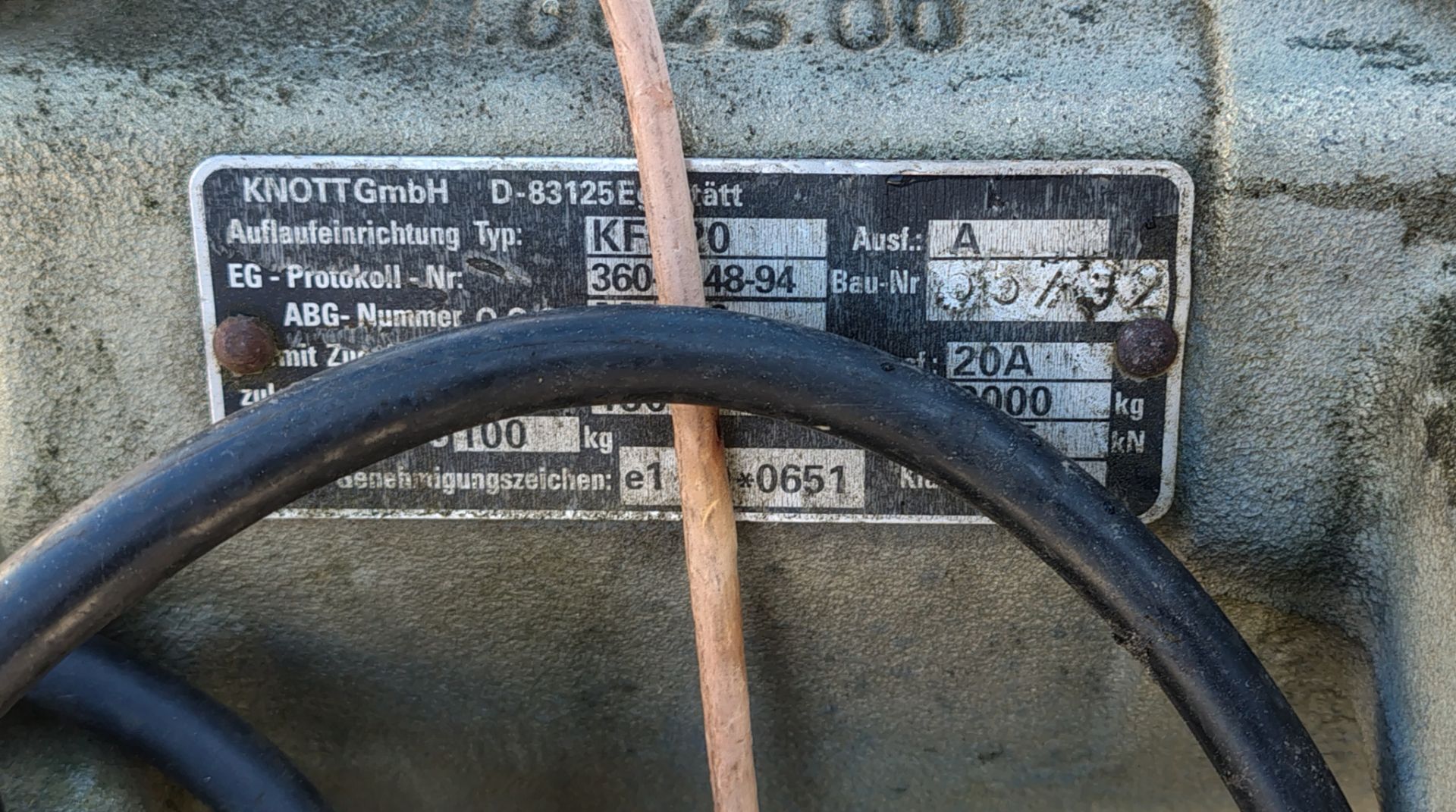 2005 Edge V2200 MD Grimebuster pressure washer on Knott trailer (2006) - details in desc. - Image 6 of 17