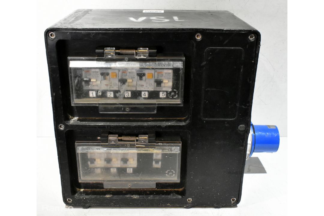 Portable power distribution box - 6x 16A and 2x 32A sockets - W 510 x D 320 x H 410mm - Image 4 of 6