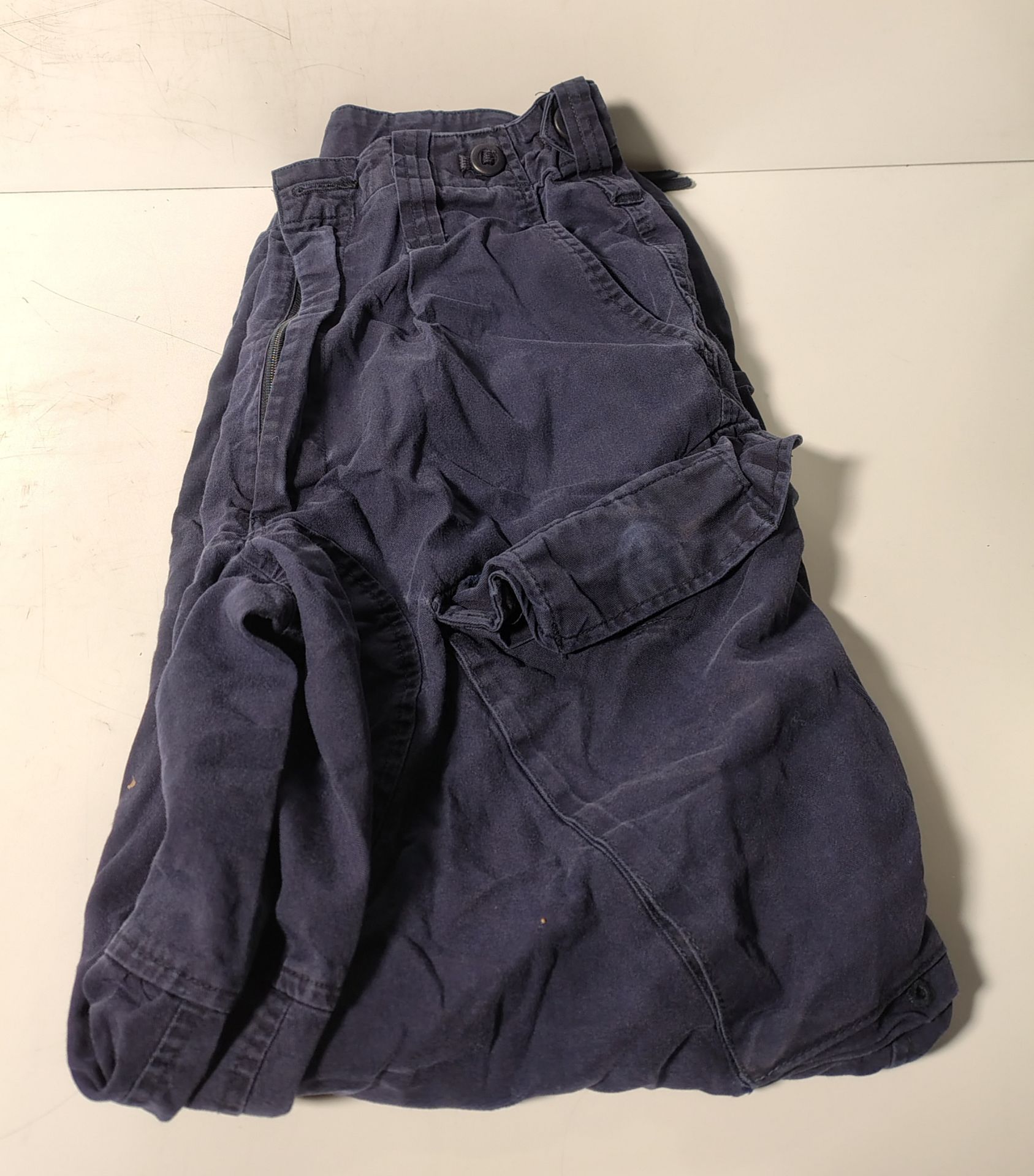 Various types of ex-military clothing - 193kg - may require repair or be as spares - Image 2 of 10