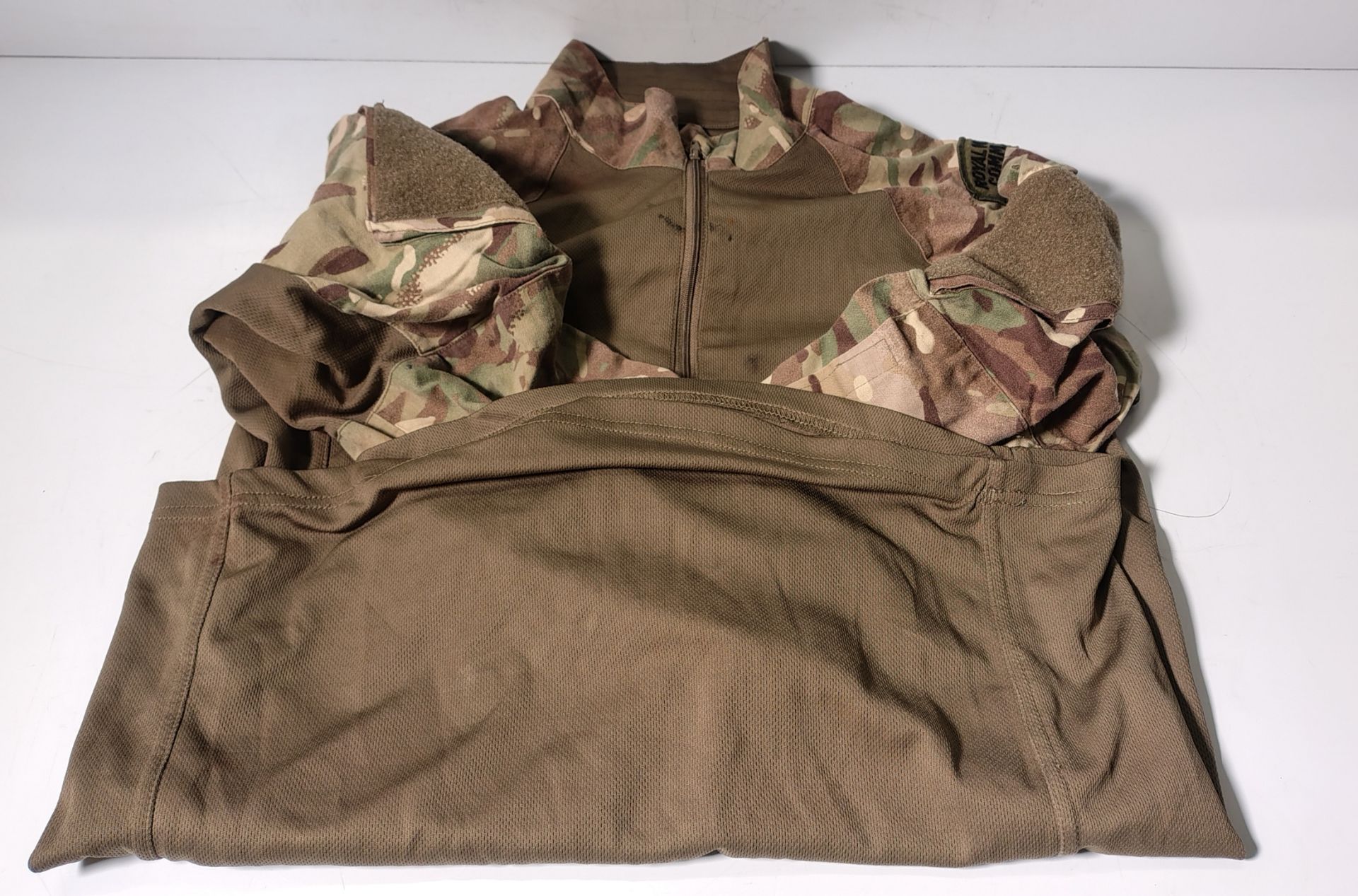 Various types of ex-military clothing - 204kg - may require repair or be as spares - Image 5 of 11