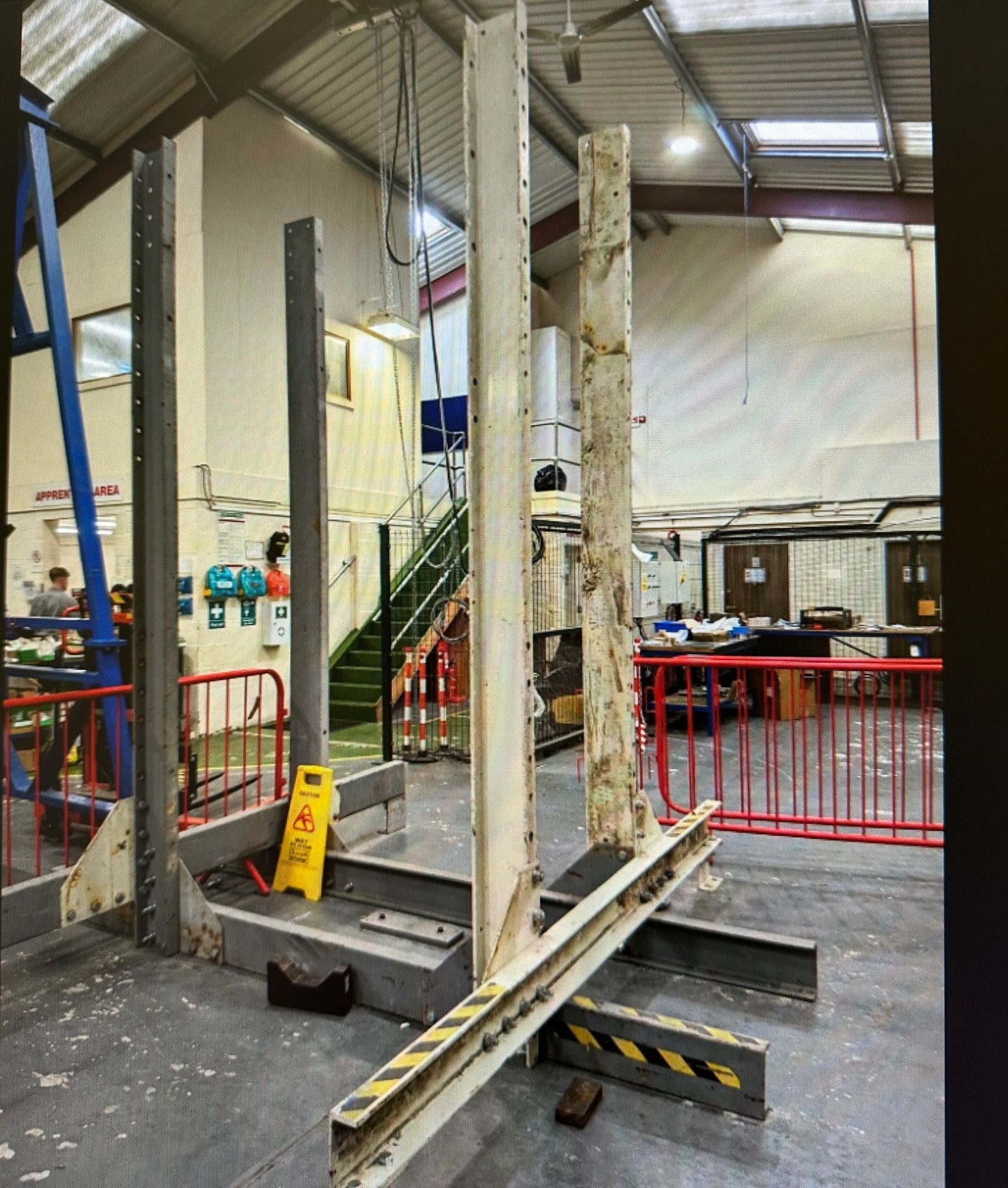 Moduman 100 Moog ModuMan 100 Industrial motion control system for nuclear ...