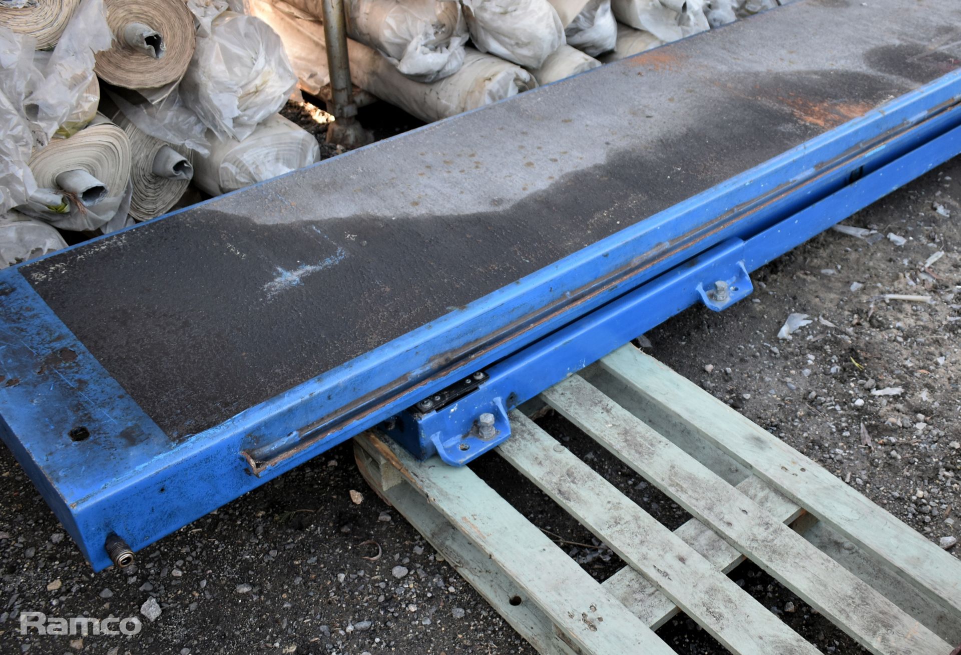 Maschinenbau Haldenwang GmbH scissor vehicle lift - full details in the description - Image 4 of 14