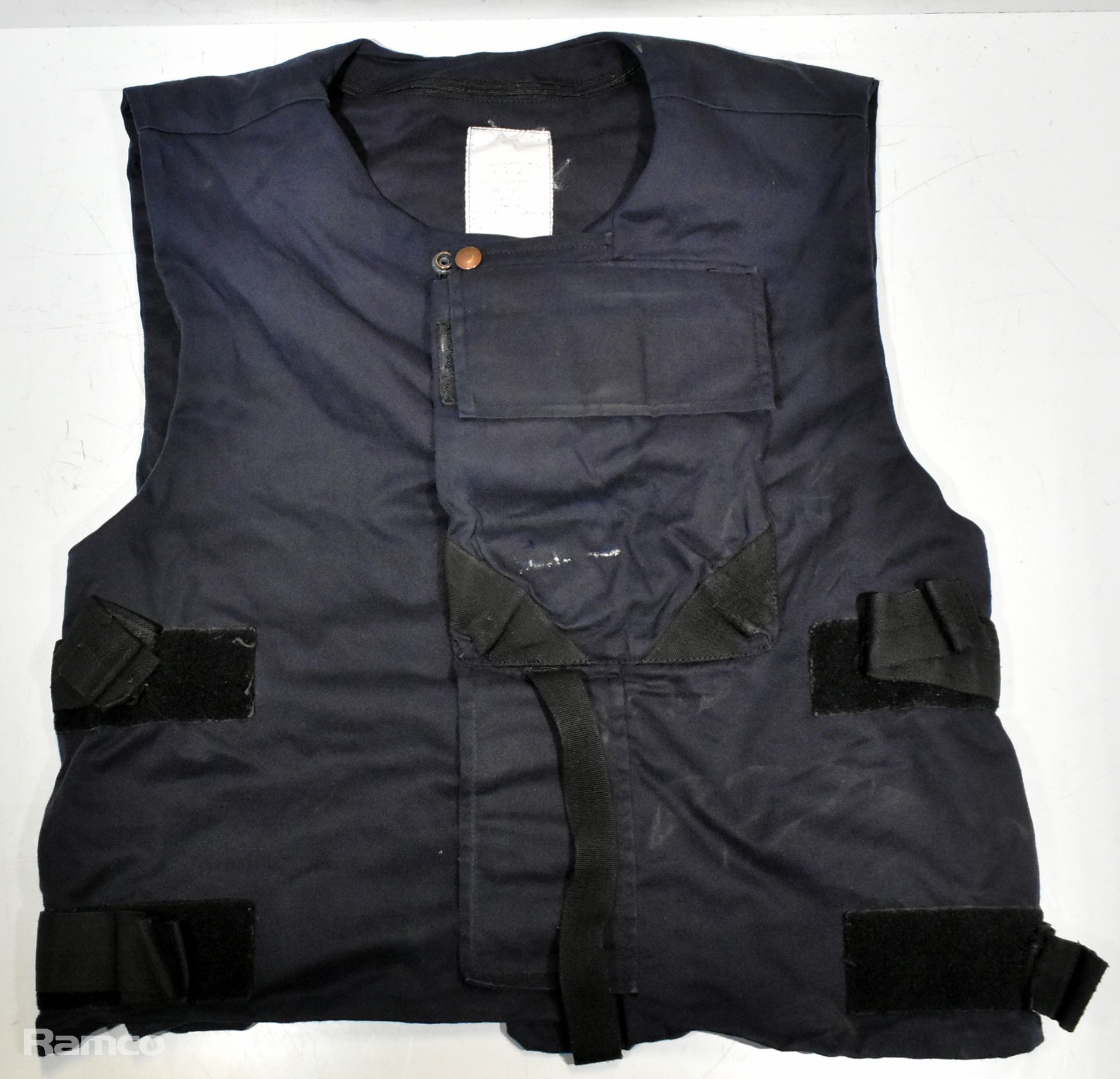 13x British Forces combat vests - mixed sizes - no filler - Navy Blue - Image 5 of 7