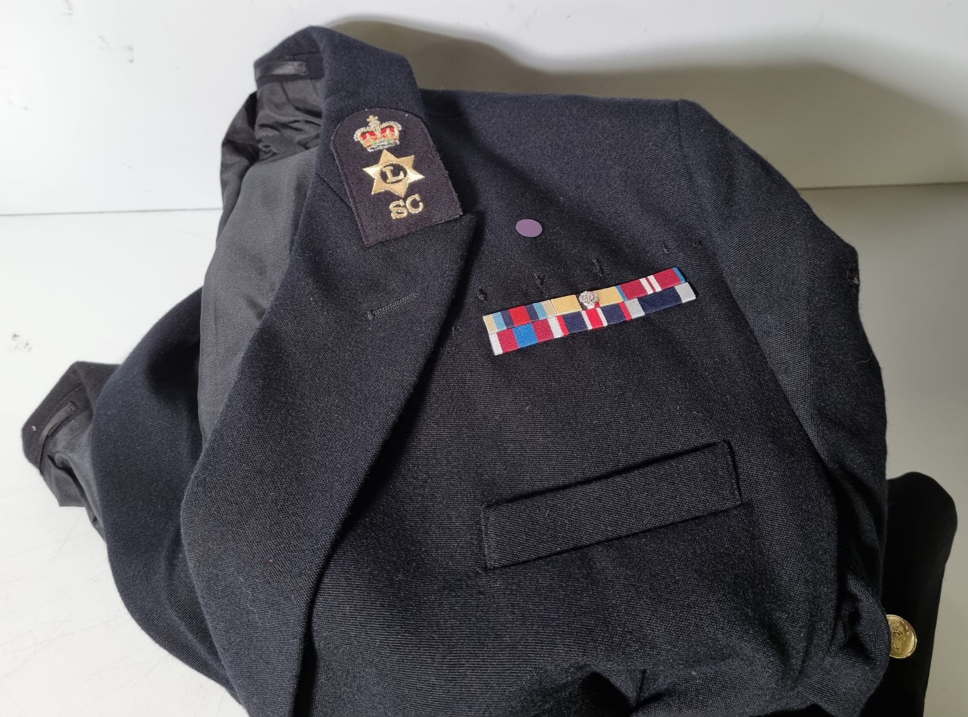 5x Navy No. 1B dress jackets, 5x Navy Class 2 jumpers, 5x Tri Service track suit jackets - blue - Image 27 of 36