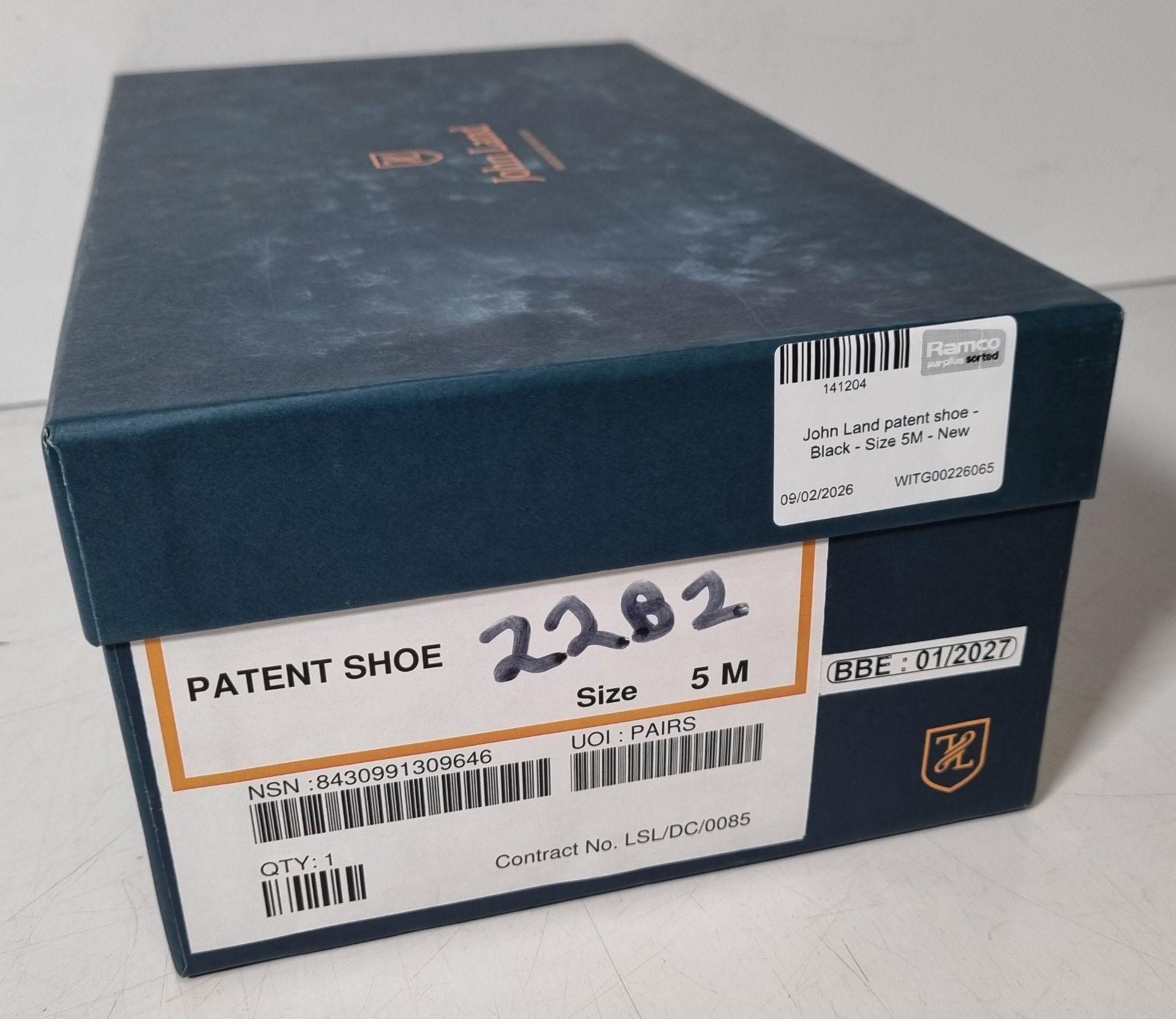 6x pairs of John Land patent shoes - Black - Size 5M - Image 9 of 44