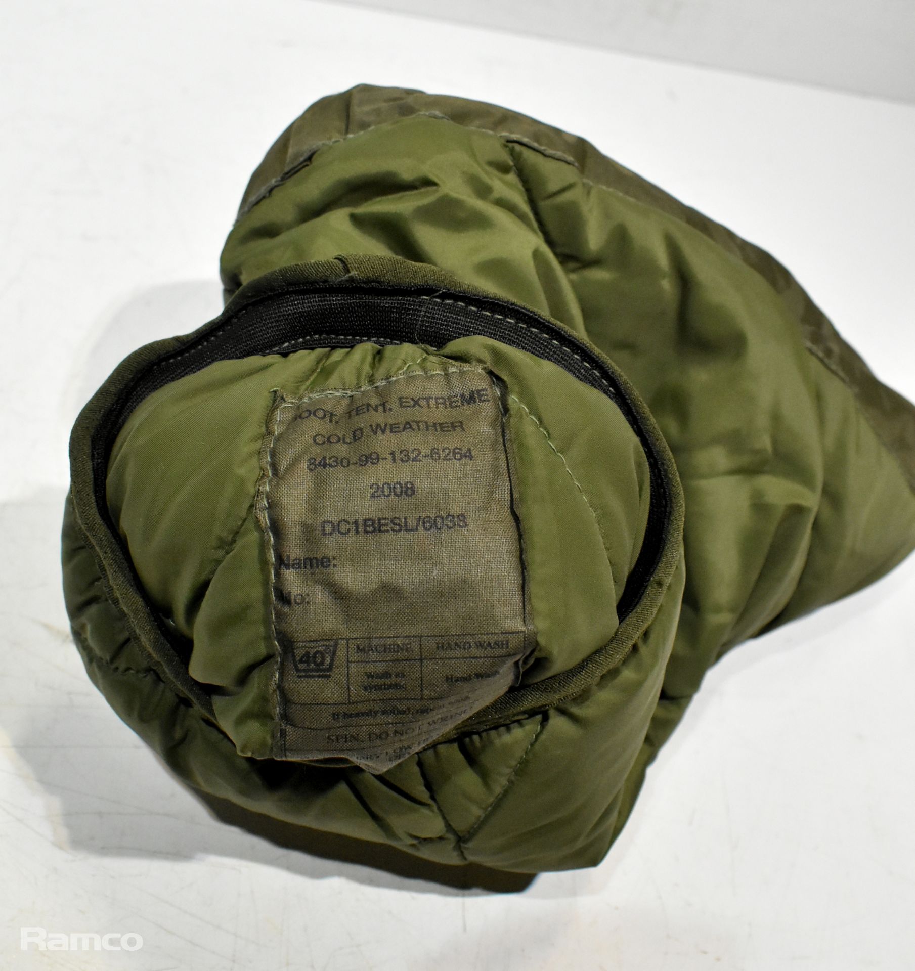 16x Insulation booties - mixed types - mixed grade - Image 7 of 8