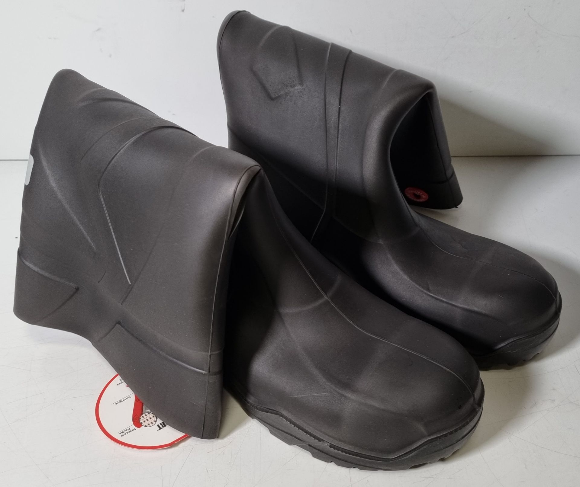 Dunlop Acifort wellington boots - Dark green, Dunlop Purofort wellington boots - Black - Image 2 of 9