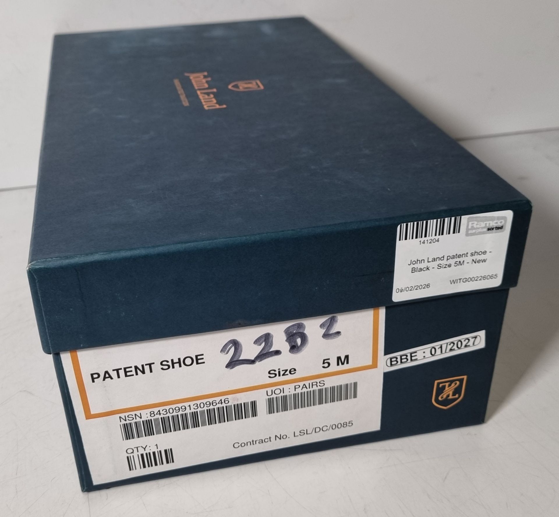 6x pairs of John Land patent shoes - Black - Size 5M - Image 2 of 44