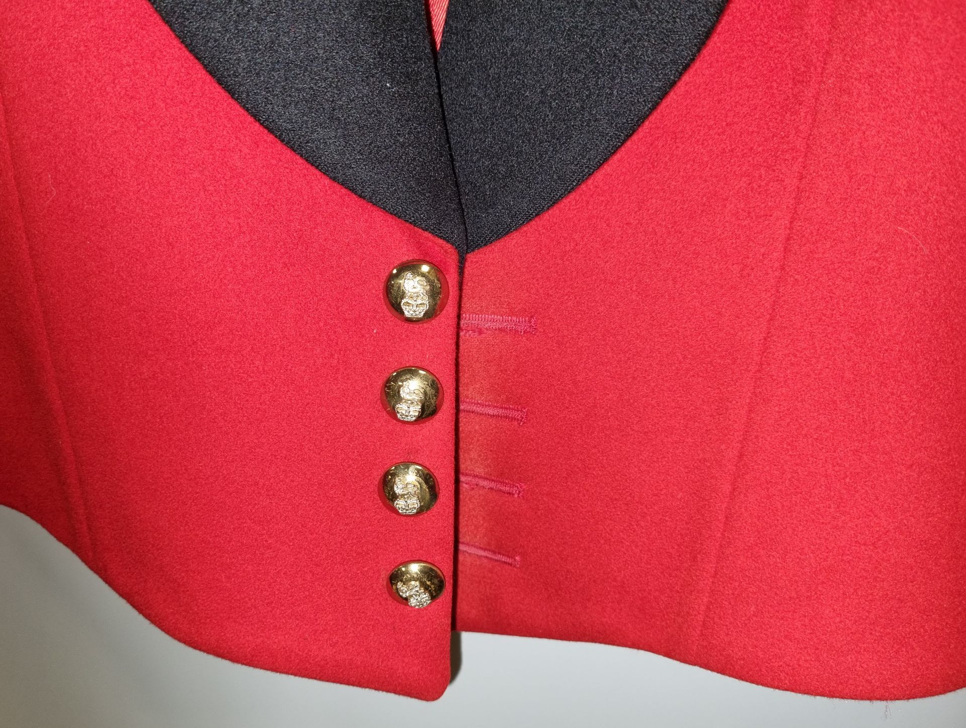 British Forces - Red short dress jacket - Black collar/cuff - Image 3 of 5