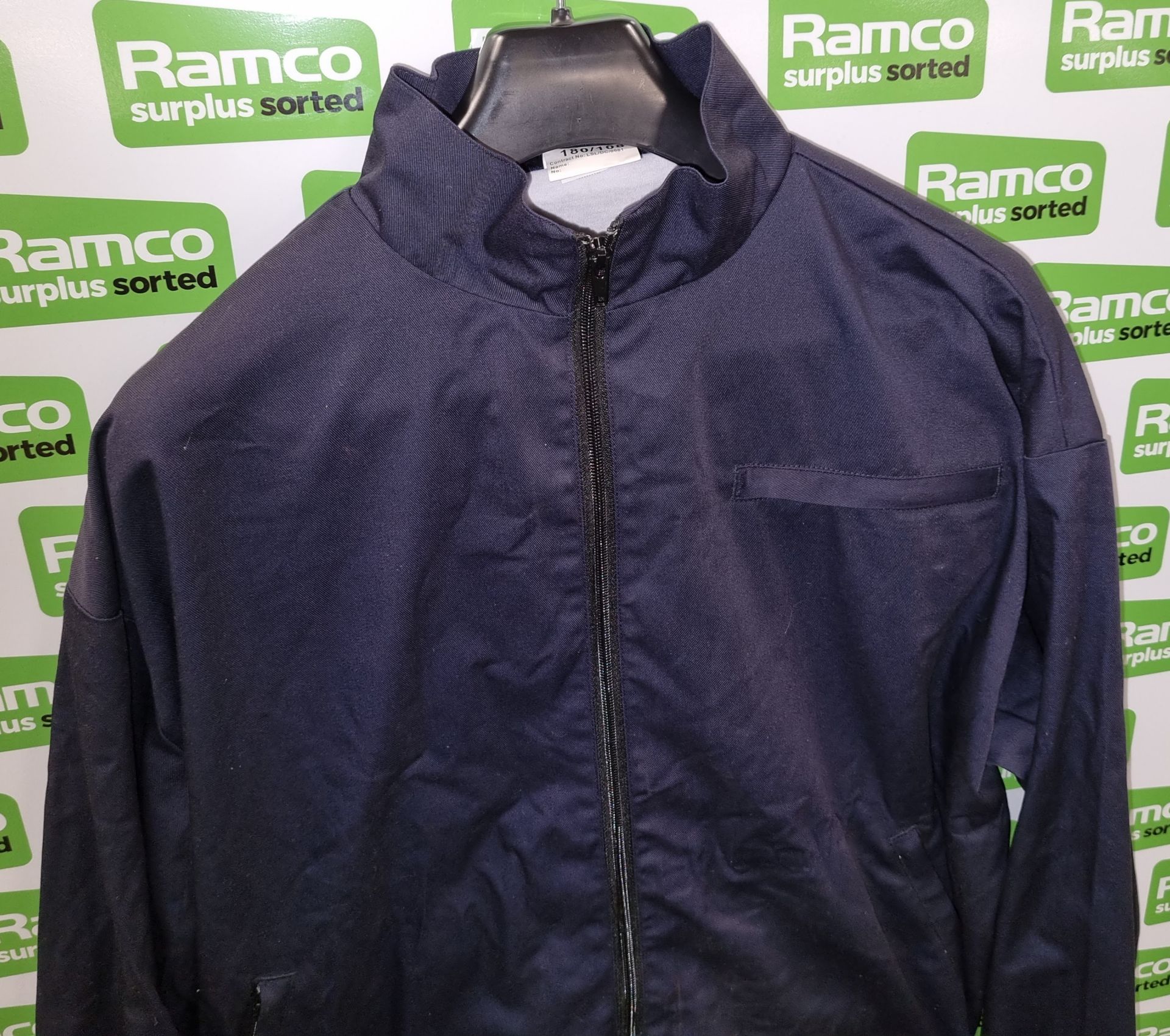 5x Navy No. 1B dress jackets, 5x Navy Class 2 jumpers, 5x Tri Service track suit jackets - blue - Image 19 of 36