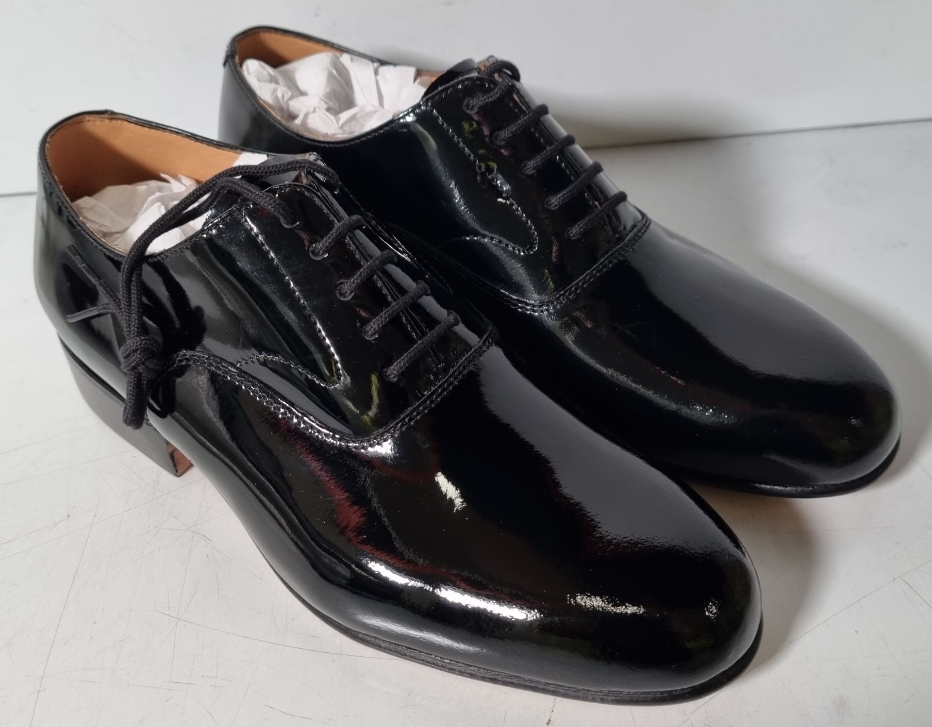 6x pairs of John Land patent shoes - Black - Size 5M - Image 13 of 44