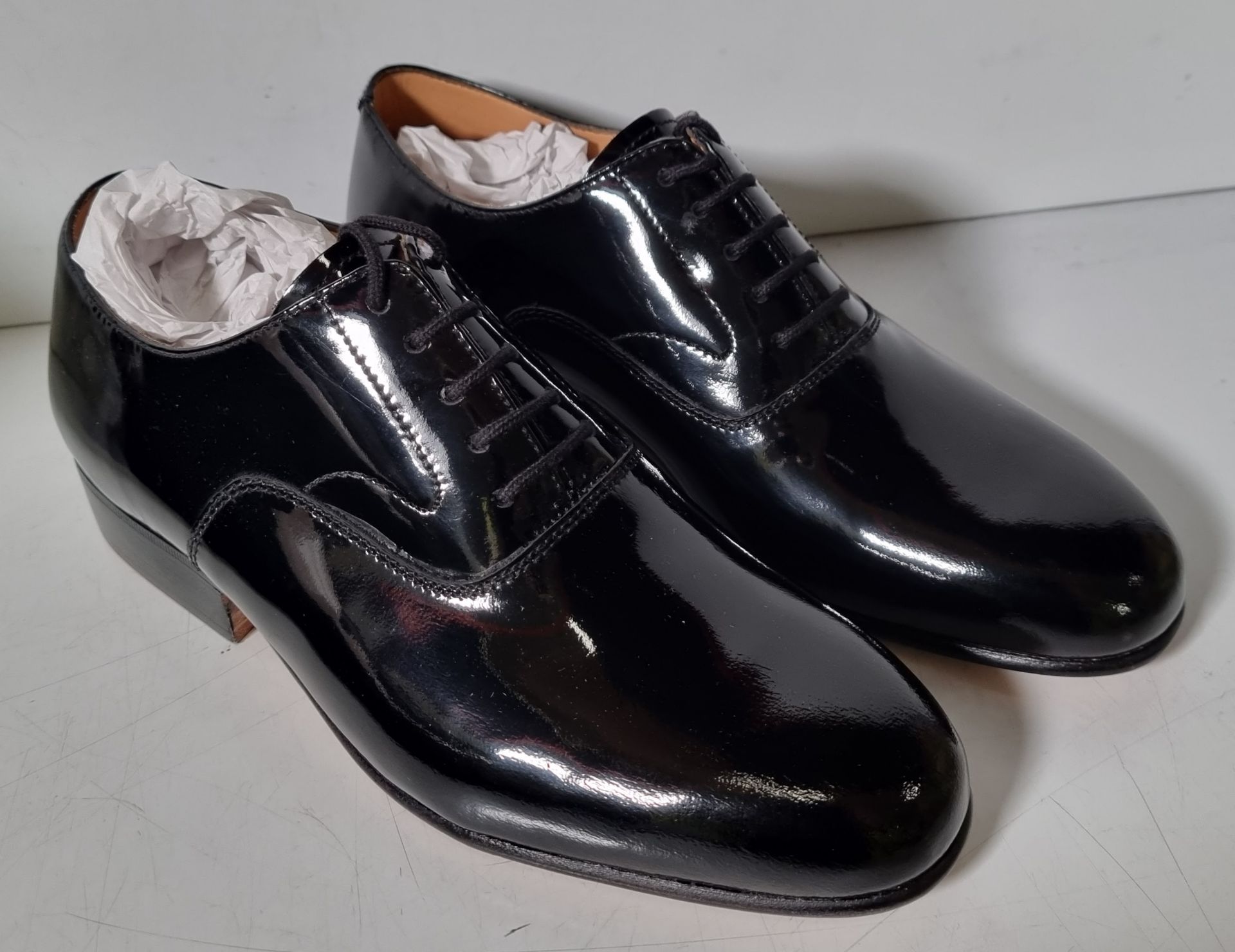 6x pairs of John Land patent shoes - Black - Size 5M - Image 5 of 44