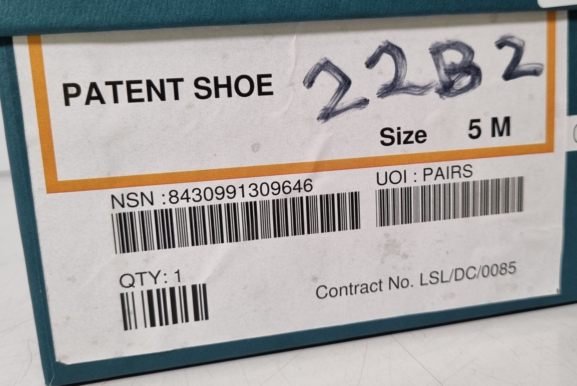 6x pairs of John Land patent shoes - Black - Size 5M - Image 39 of 44