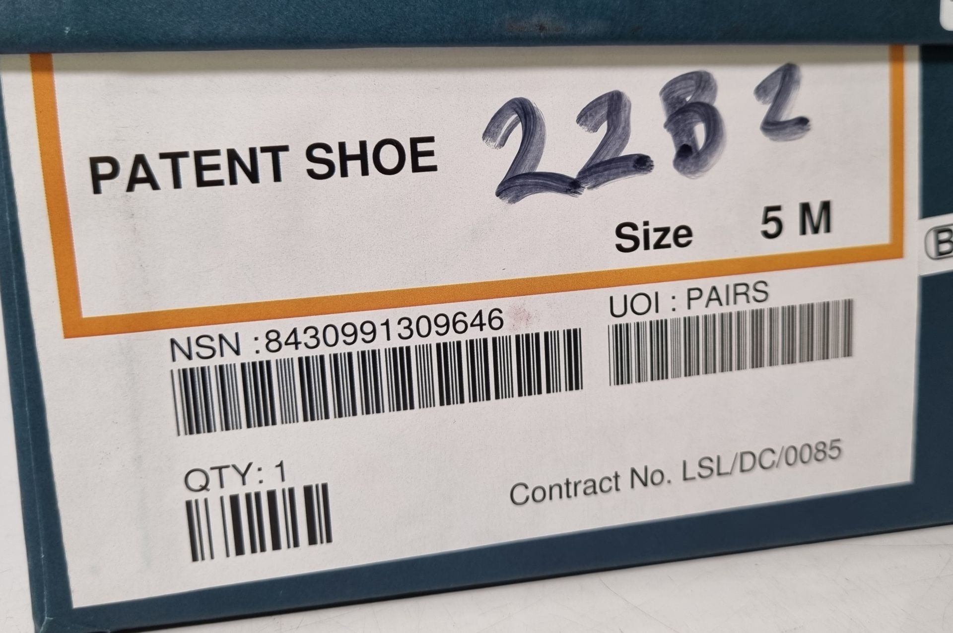 6x pairs of John Land patent shoes - Black - Size 5M - Image 3 of 44