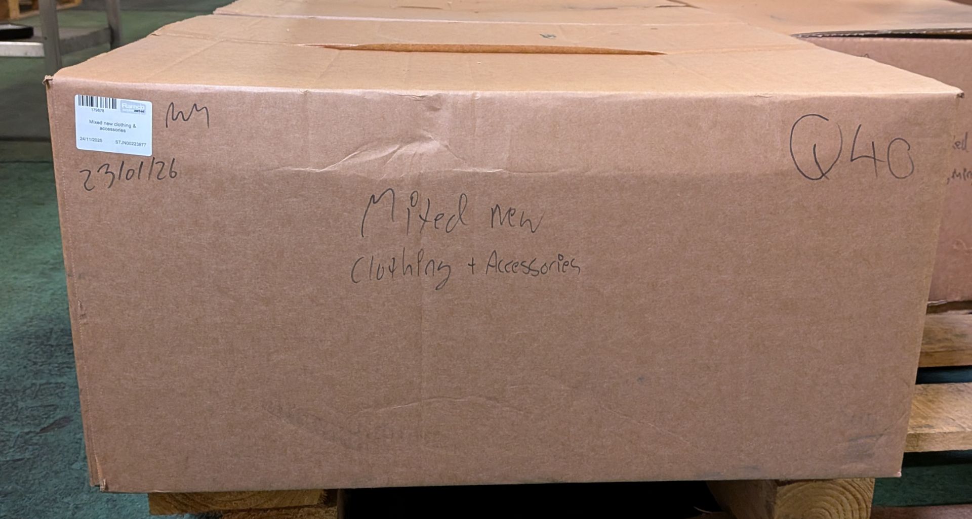 40 items of mixed new clothing & accessories - see pictures for selection - Image 14 of 14