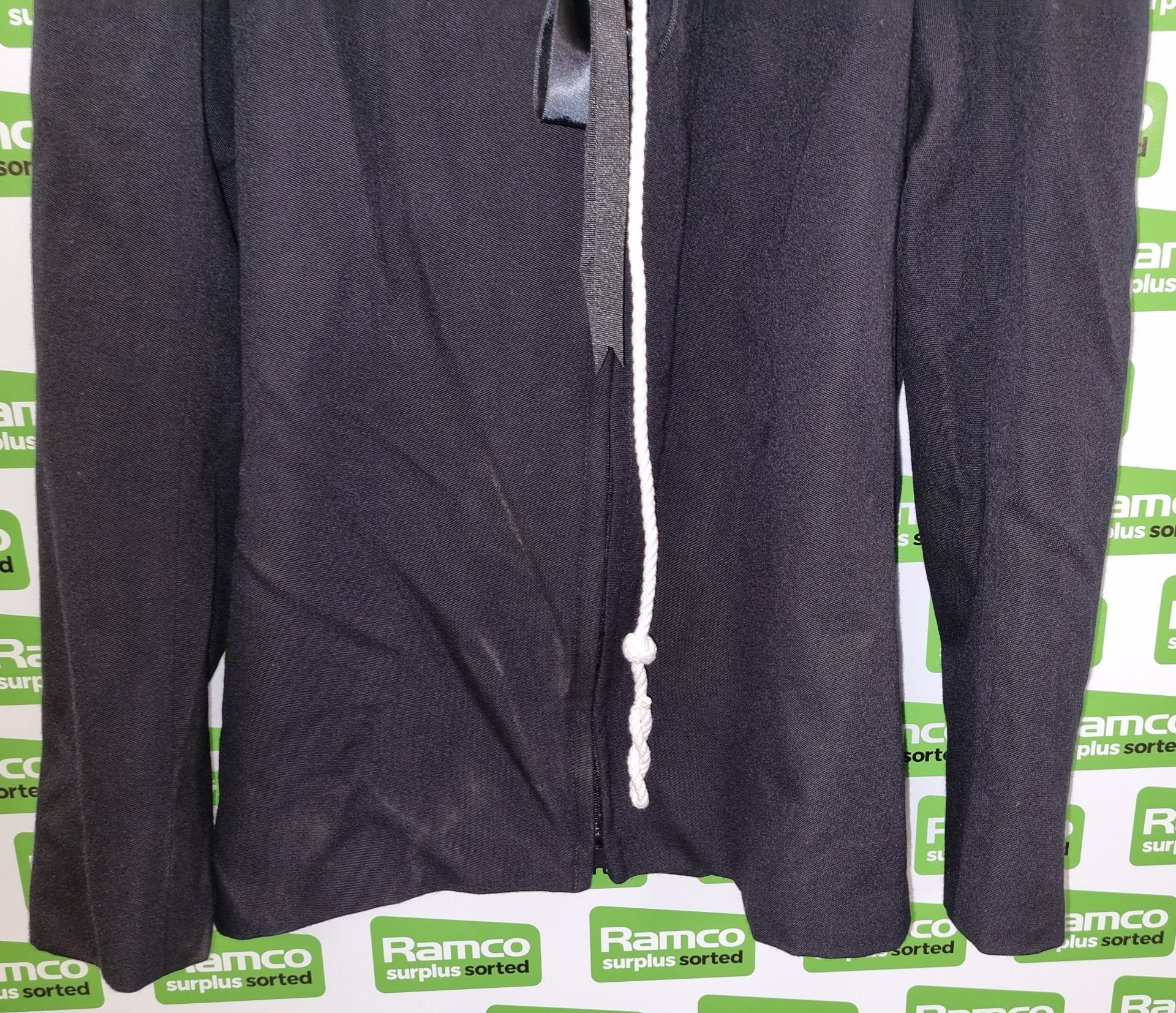 5x Navy No. 1B dress jackets, 5x Navy Class 2 jumpers, 5x Tri Service track suit jackets - blue - Image 15 of 36