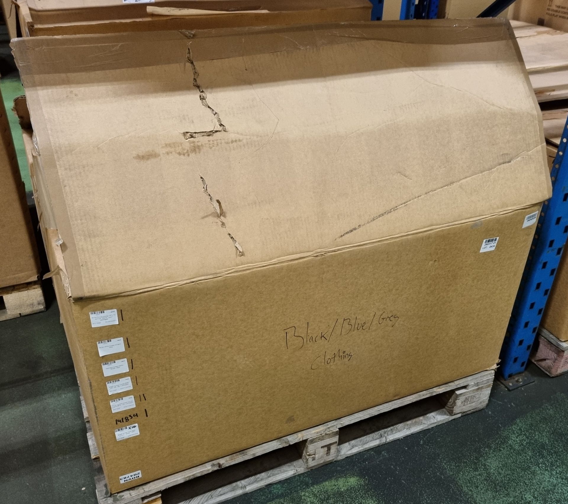 276x items of various Blue clothing - see description for details and a selections of pictures - Image 59 of 59