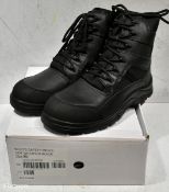 4x pairs of British Forces hot weather safety boots - Size 8M