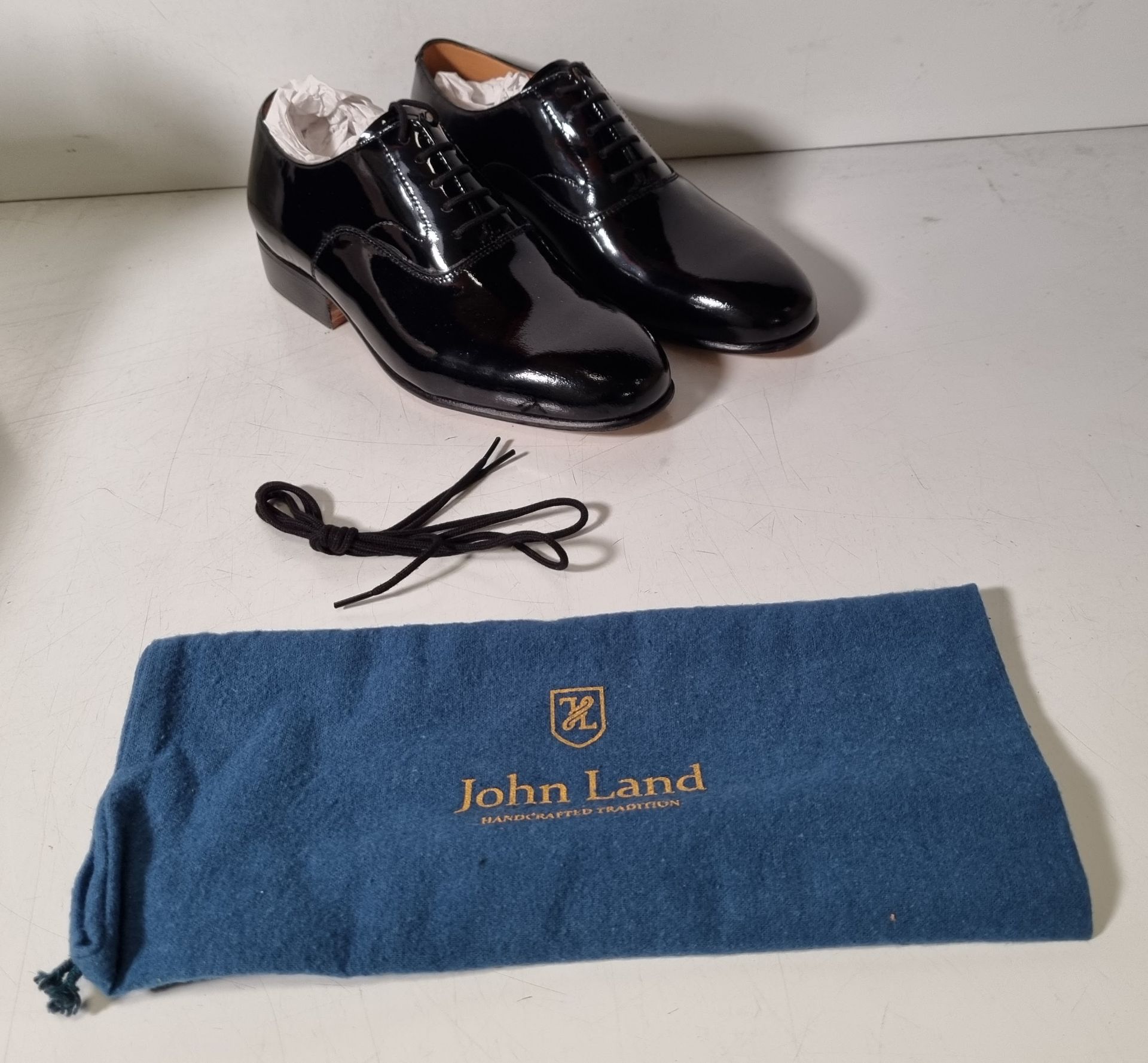 6x pairs of John Land patent shoes - Black - Size 5M - Image 4 of 44