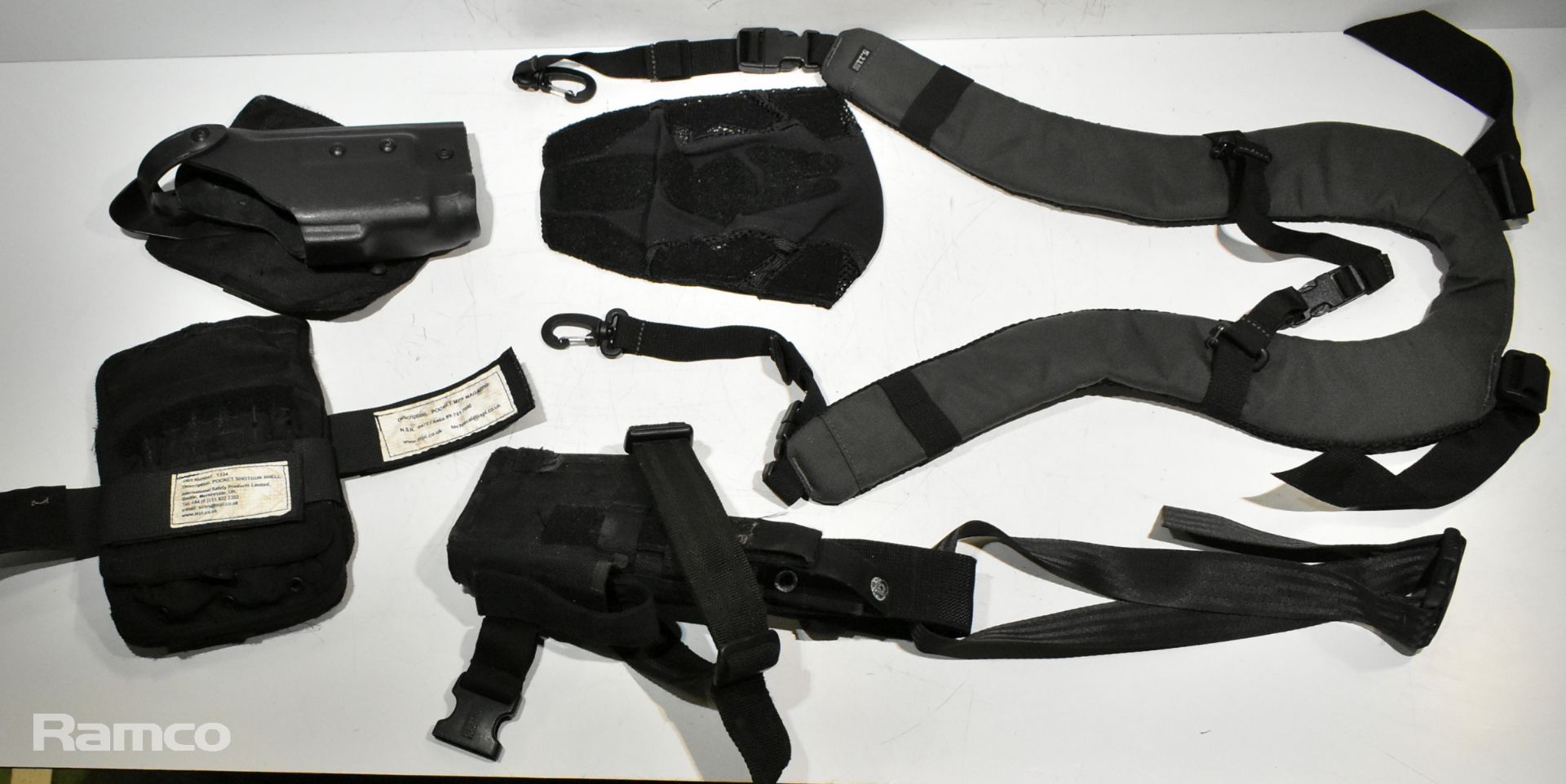 Various types of ex-military black accessories - 17 kg