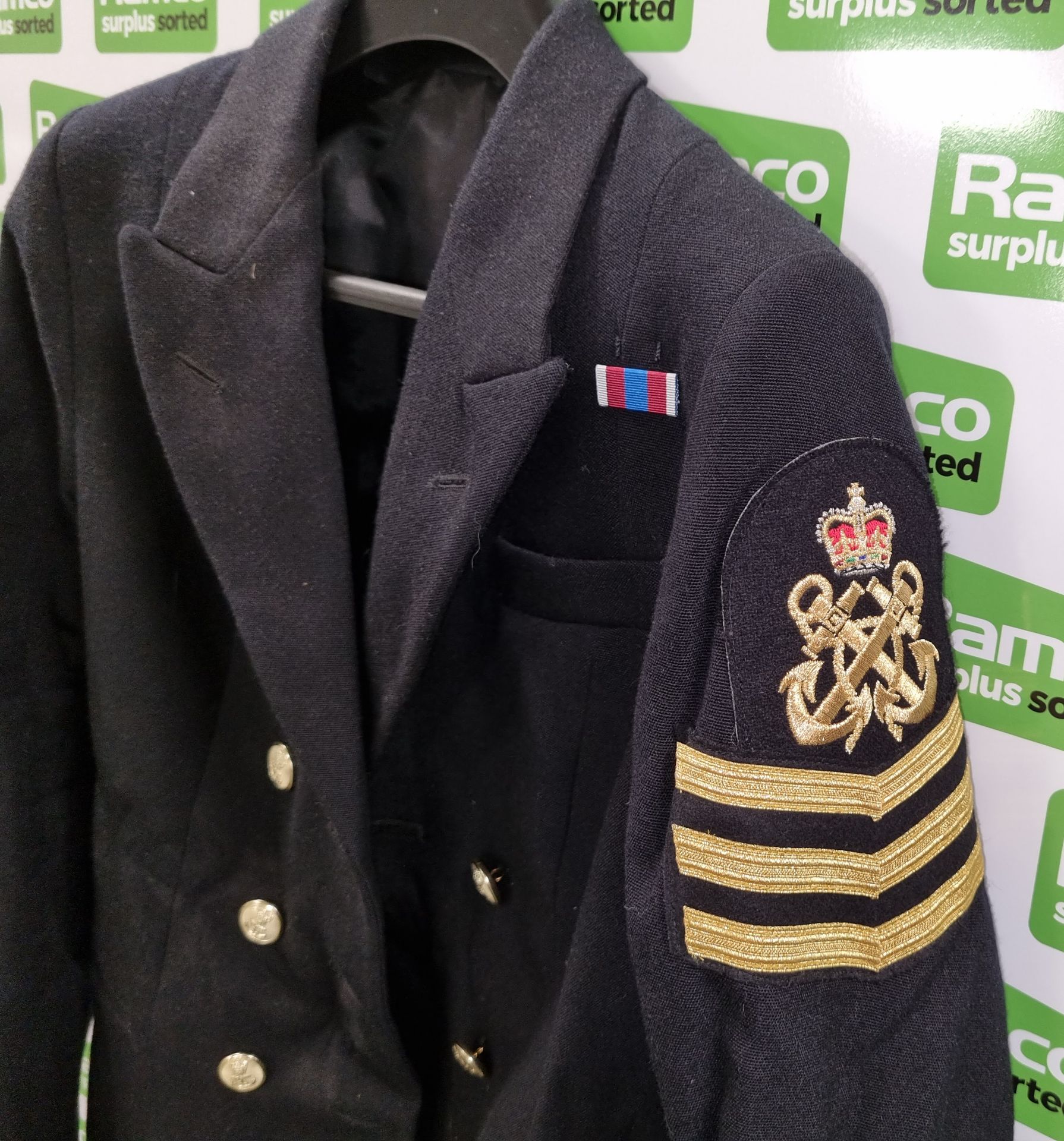 5x Navy No. 1B dress jackets, 5x Navy Class 2 jumpers, 5x Tri Service track suit jackets - blue - Image 5 of 36
