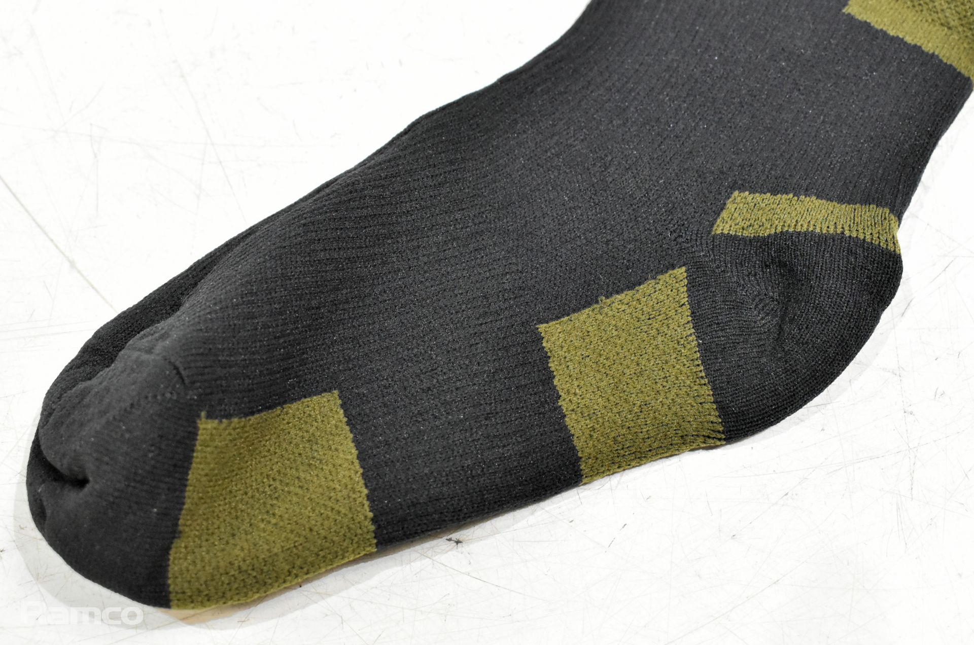 13x Sealskinz knee length waterproof socks - mixed sizes - unused - Image 5 of 8